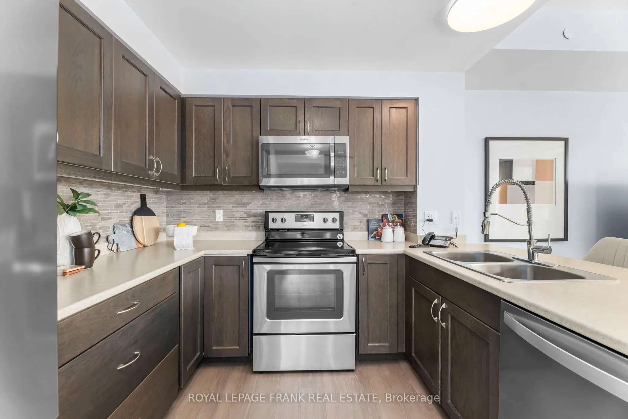 420 William Graham Drive, #320