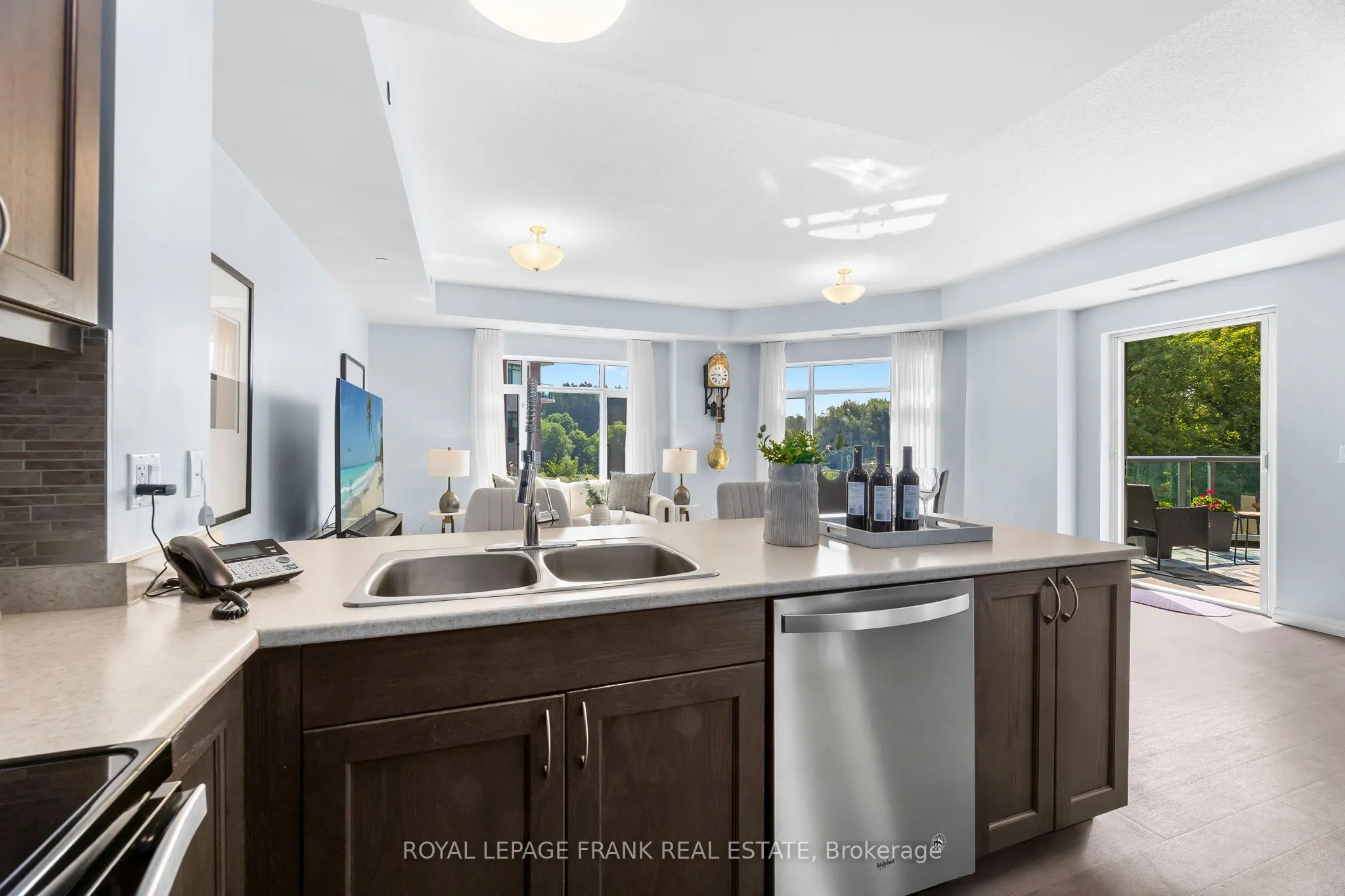 420 William Graham Drive, #320