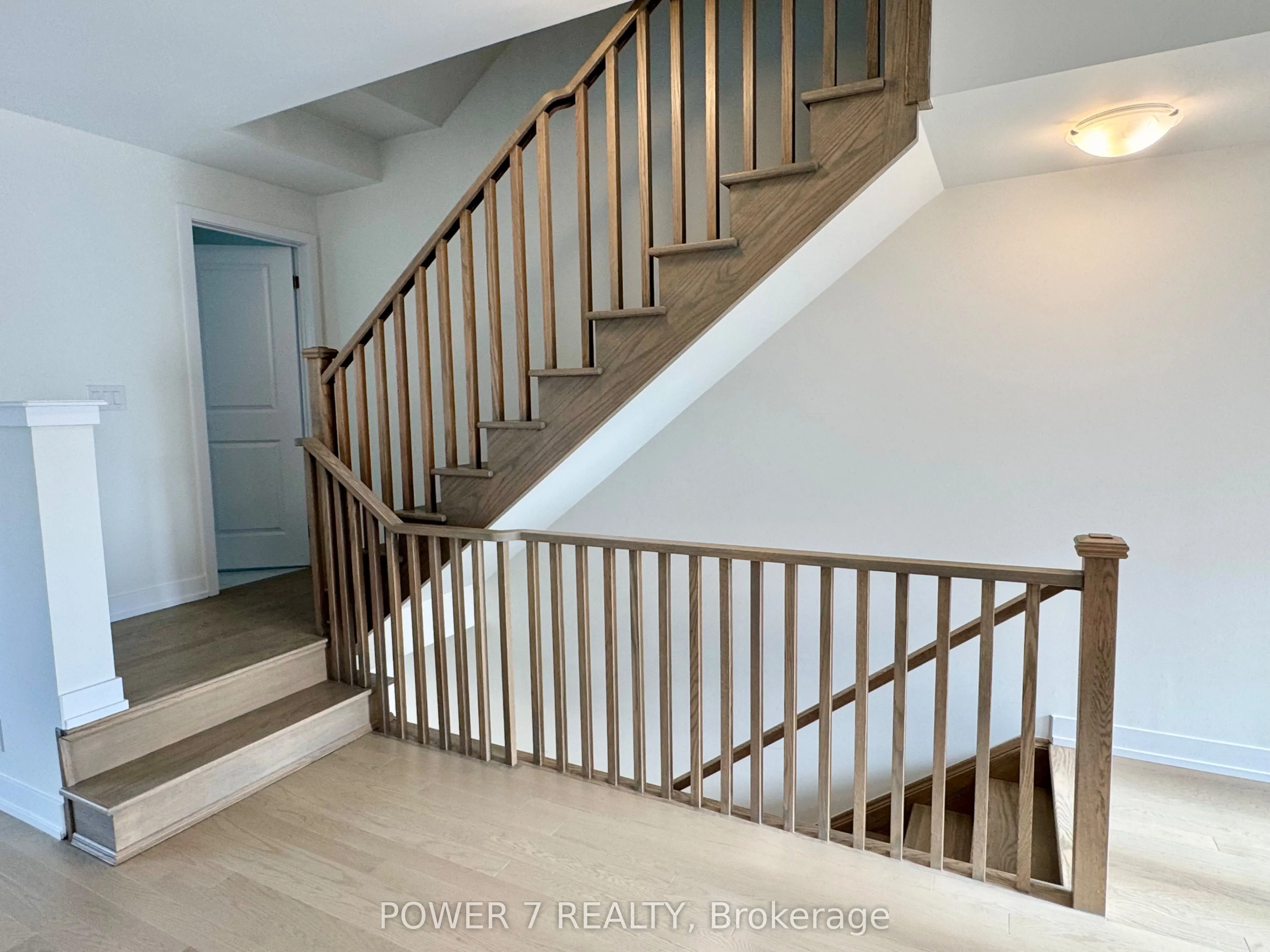 60 Guardhouse Crescent