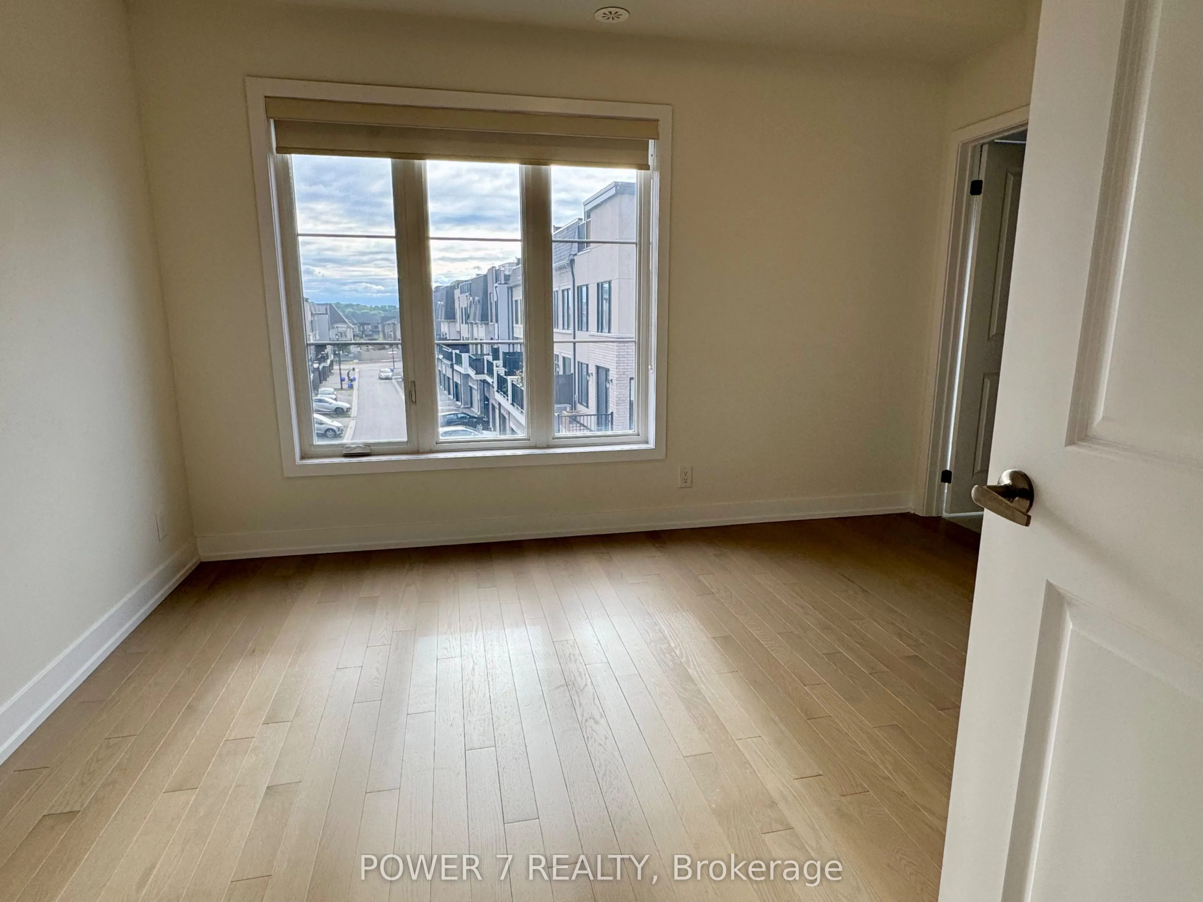 60 Guardhouse Crescent