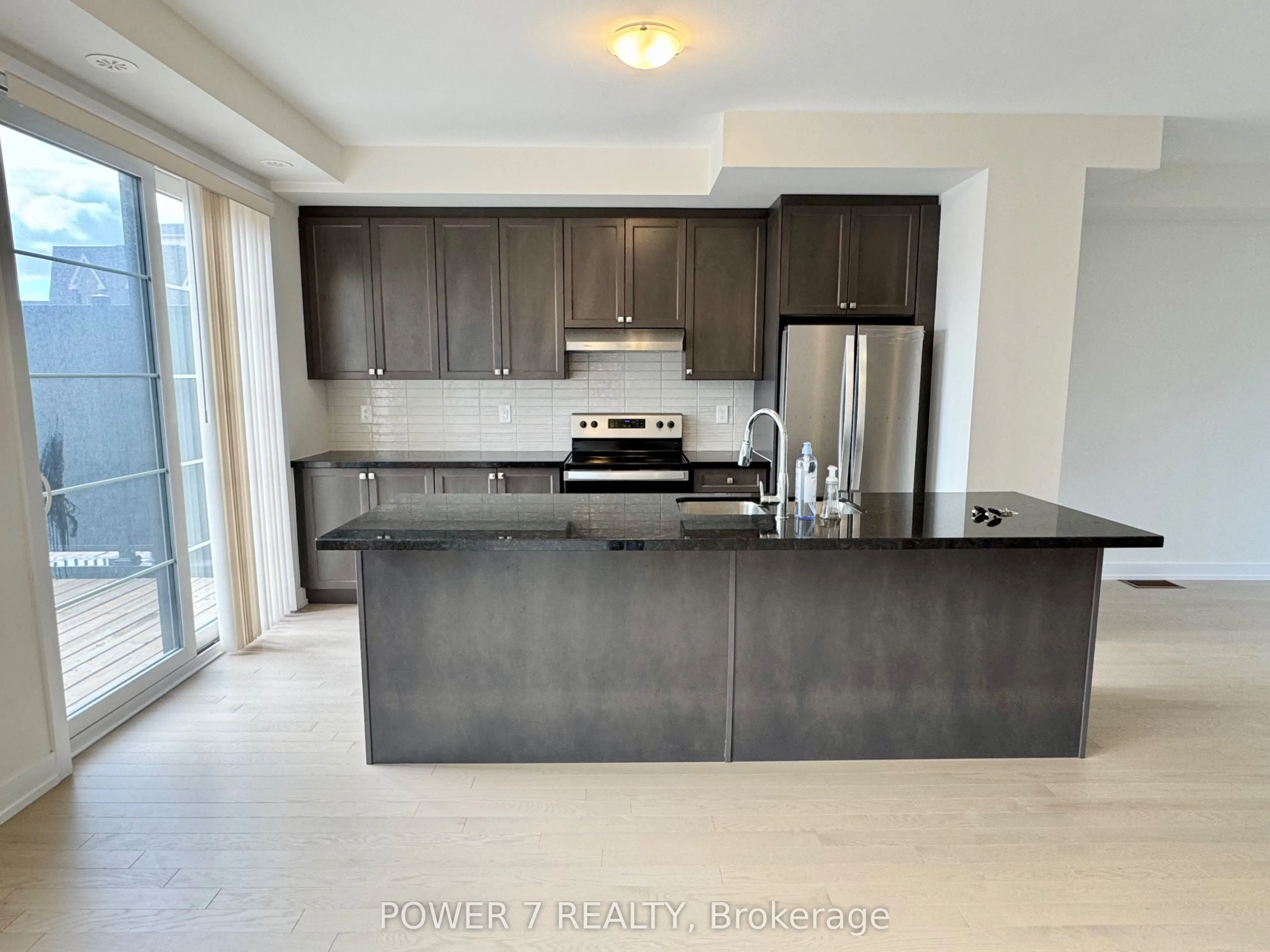 60 Guardhouse Crescent