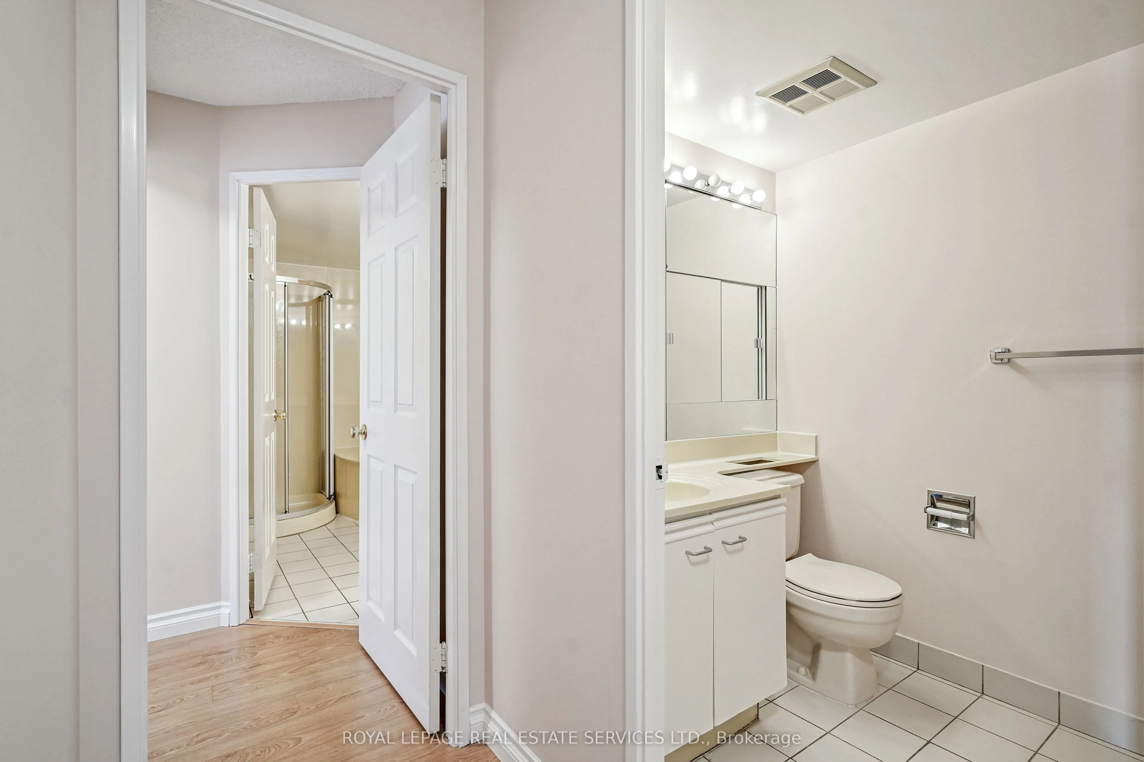 30 Harding Boulevard W, #417