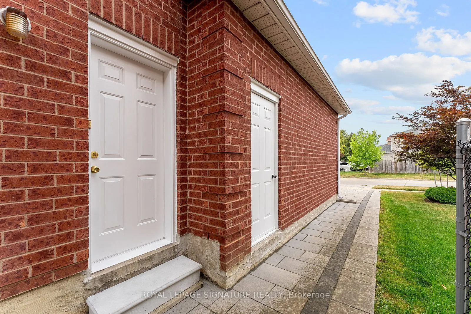 35 Mallory Avenue