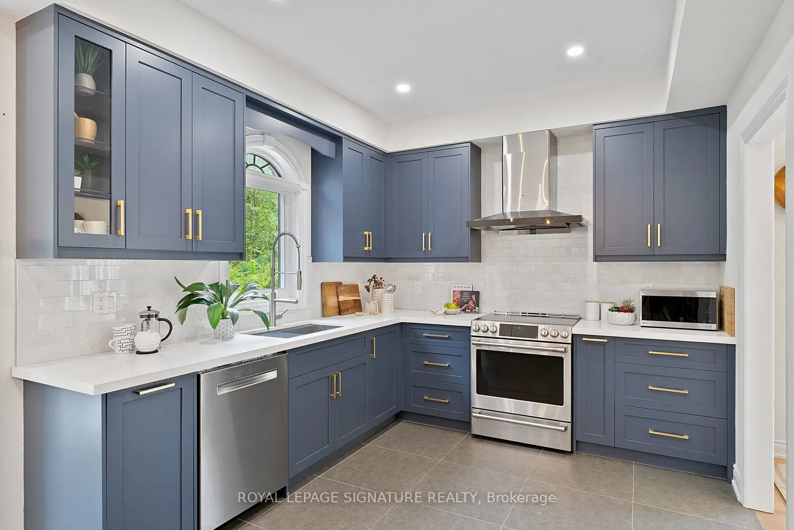 35 Mallory Avenue