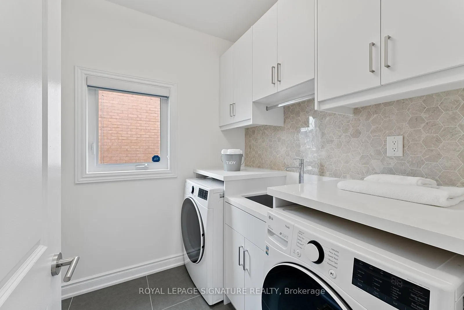 35 Mallory Avenue