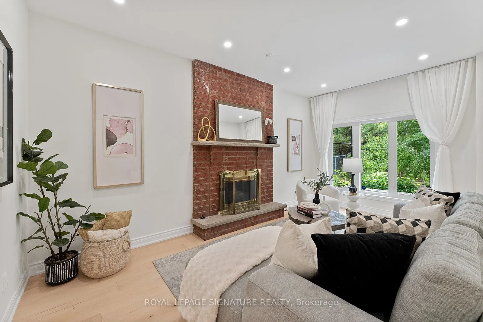 35 Mallory Avenue