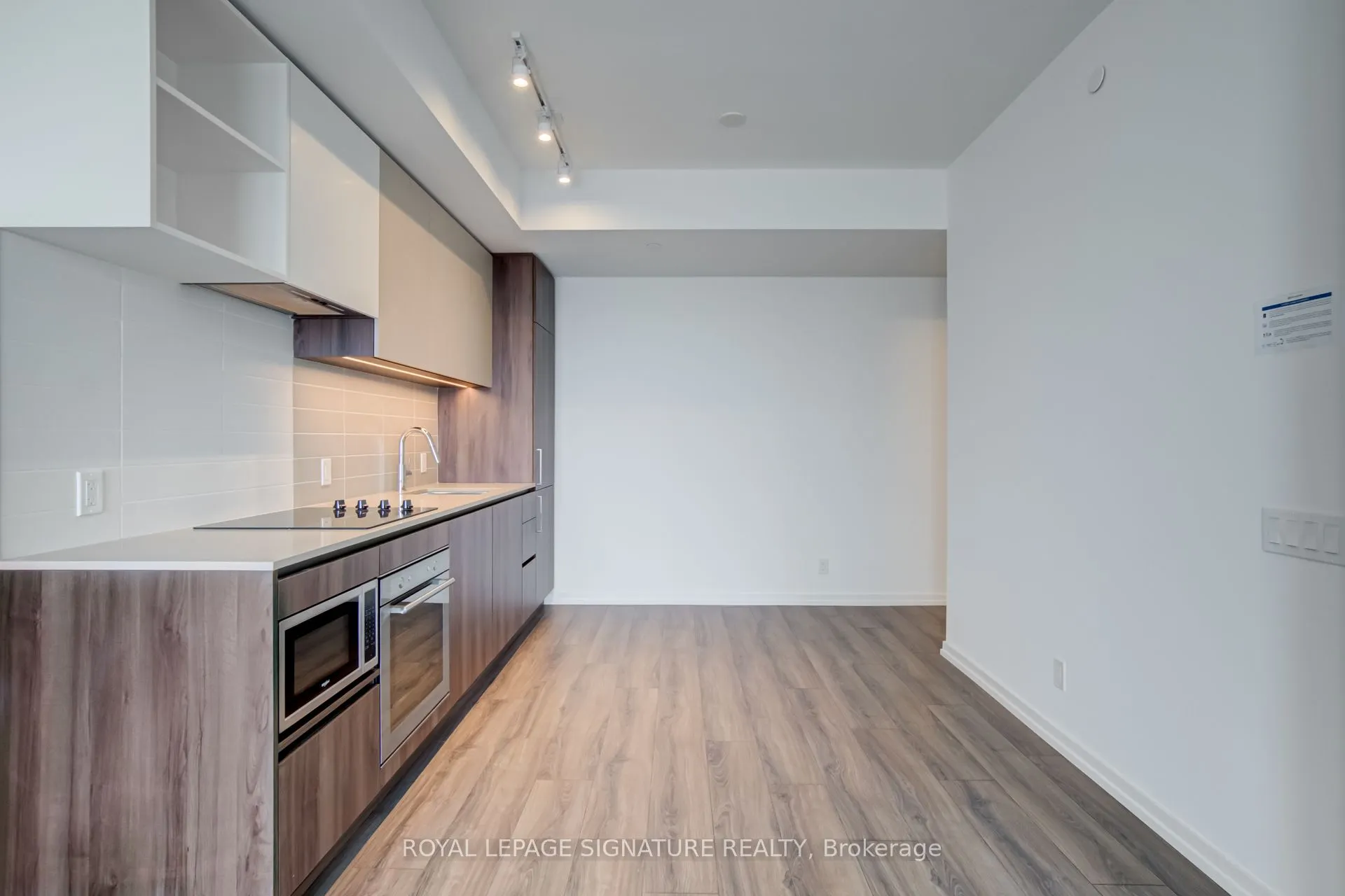 1000 Portage Parkway, #4715