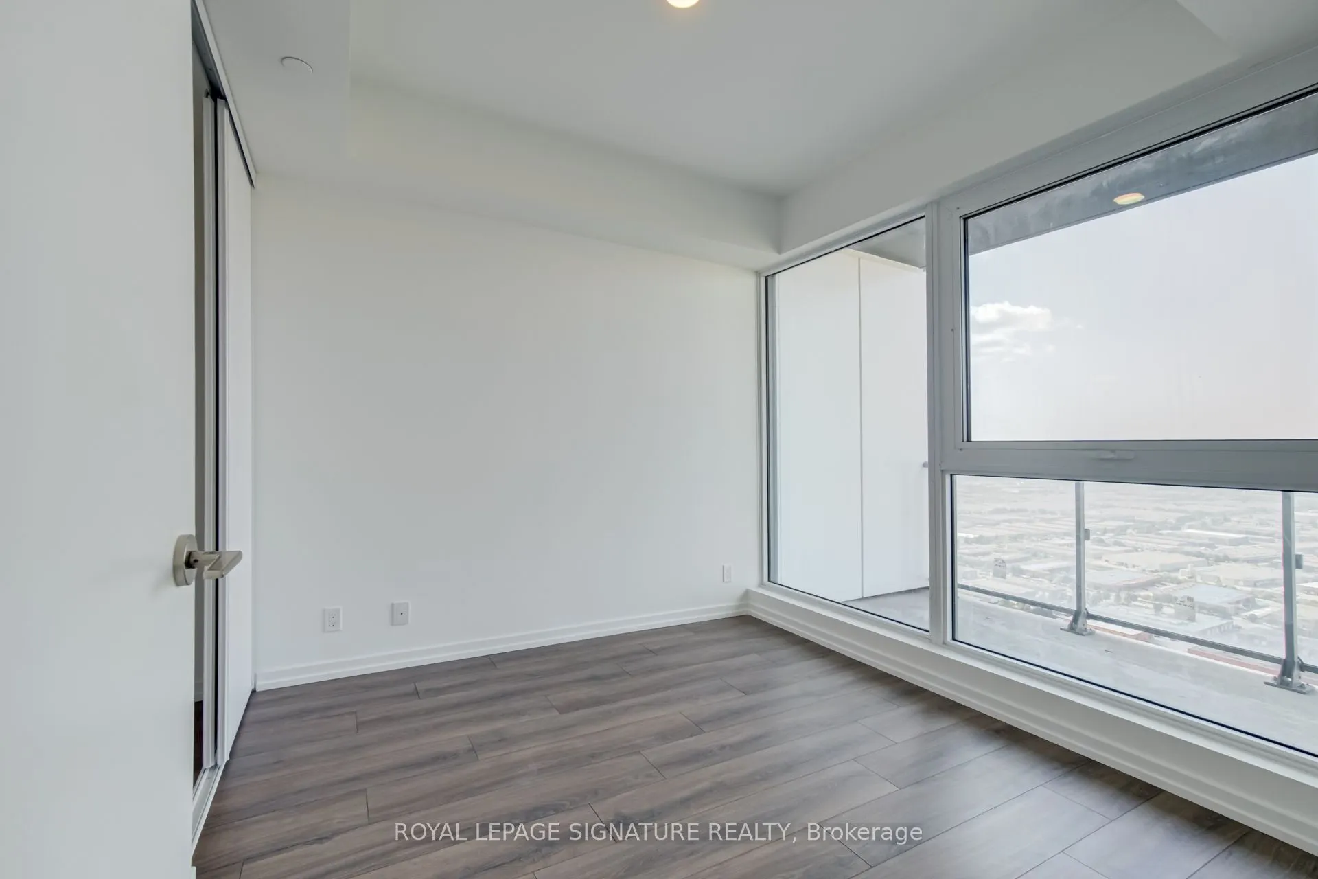 1000 Portage Parkway, #4715