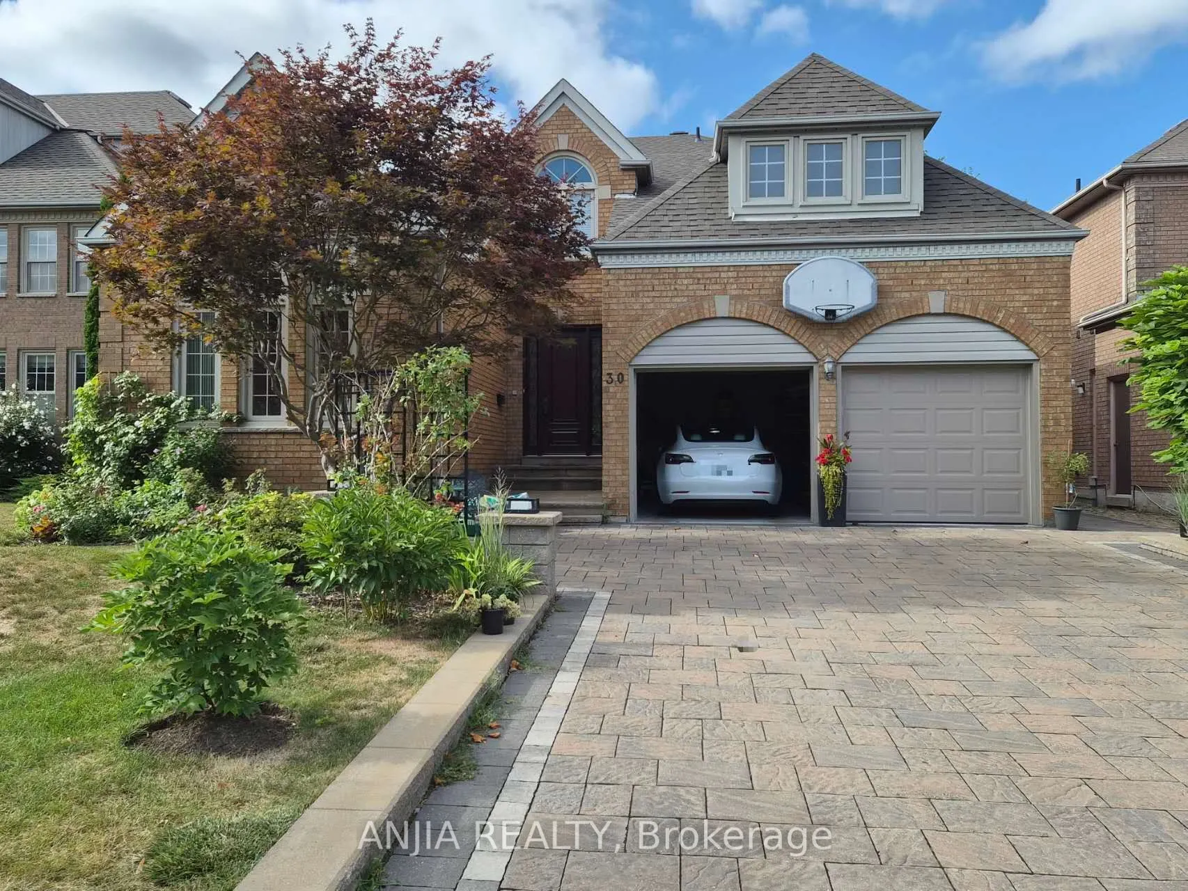 30 Braeside Square, #Bsmt
