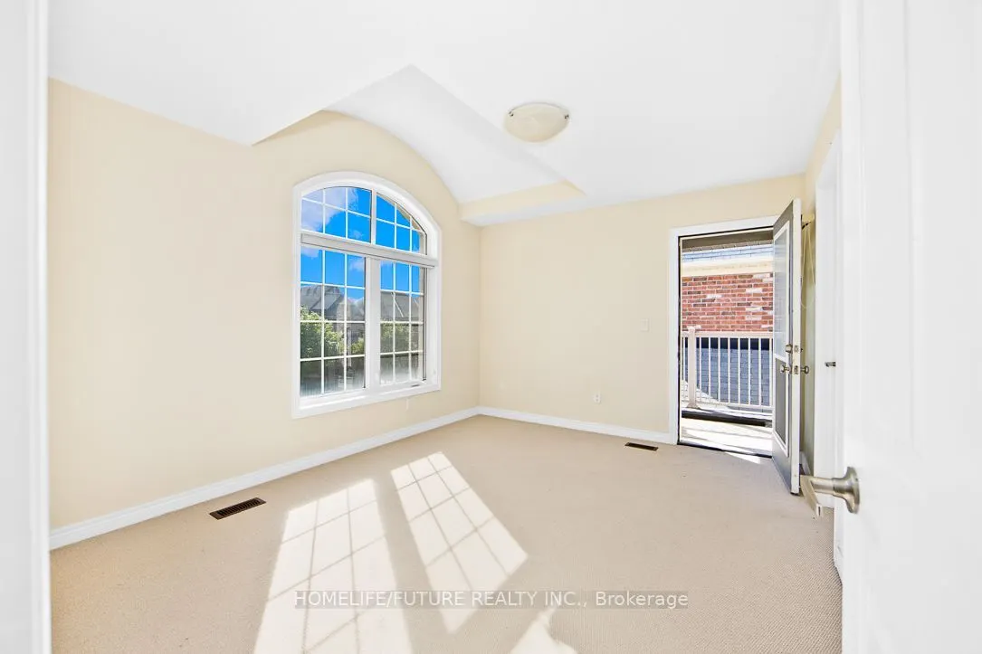90 Greenspire Avenue