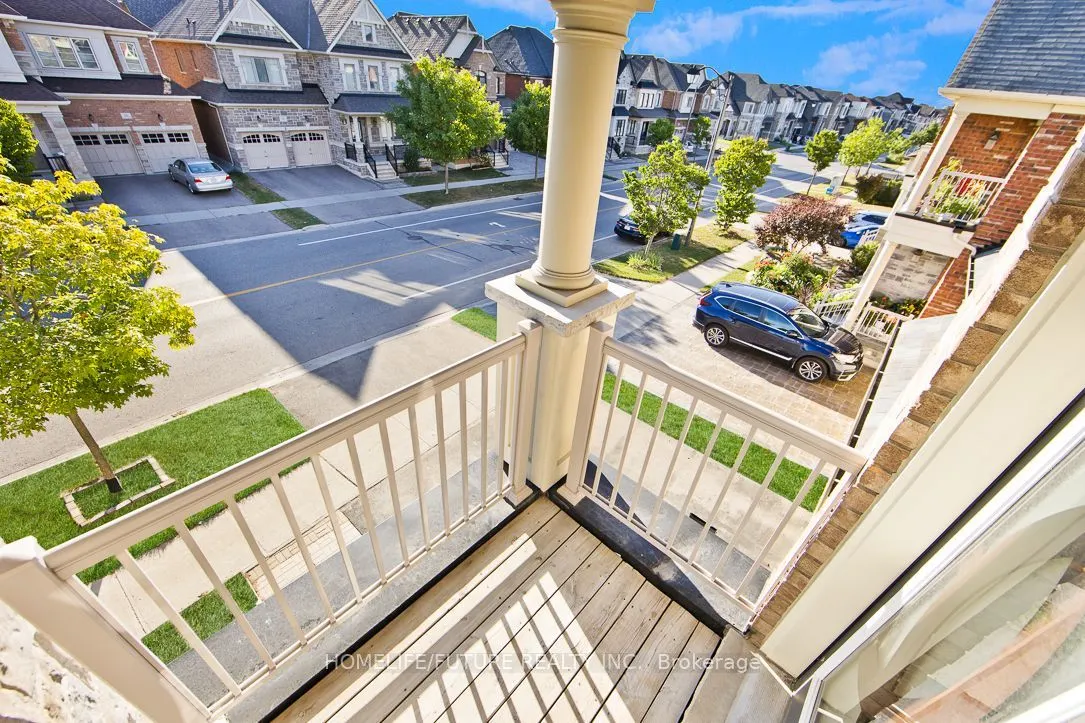 90 Greenspire Avenue