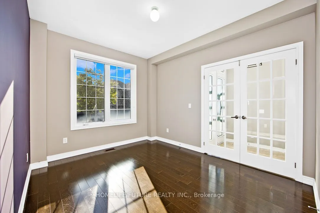 90 Greenspire Avenue
