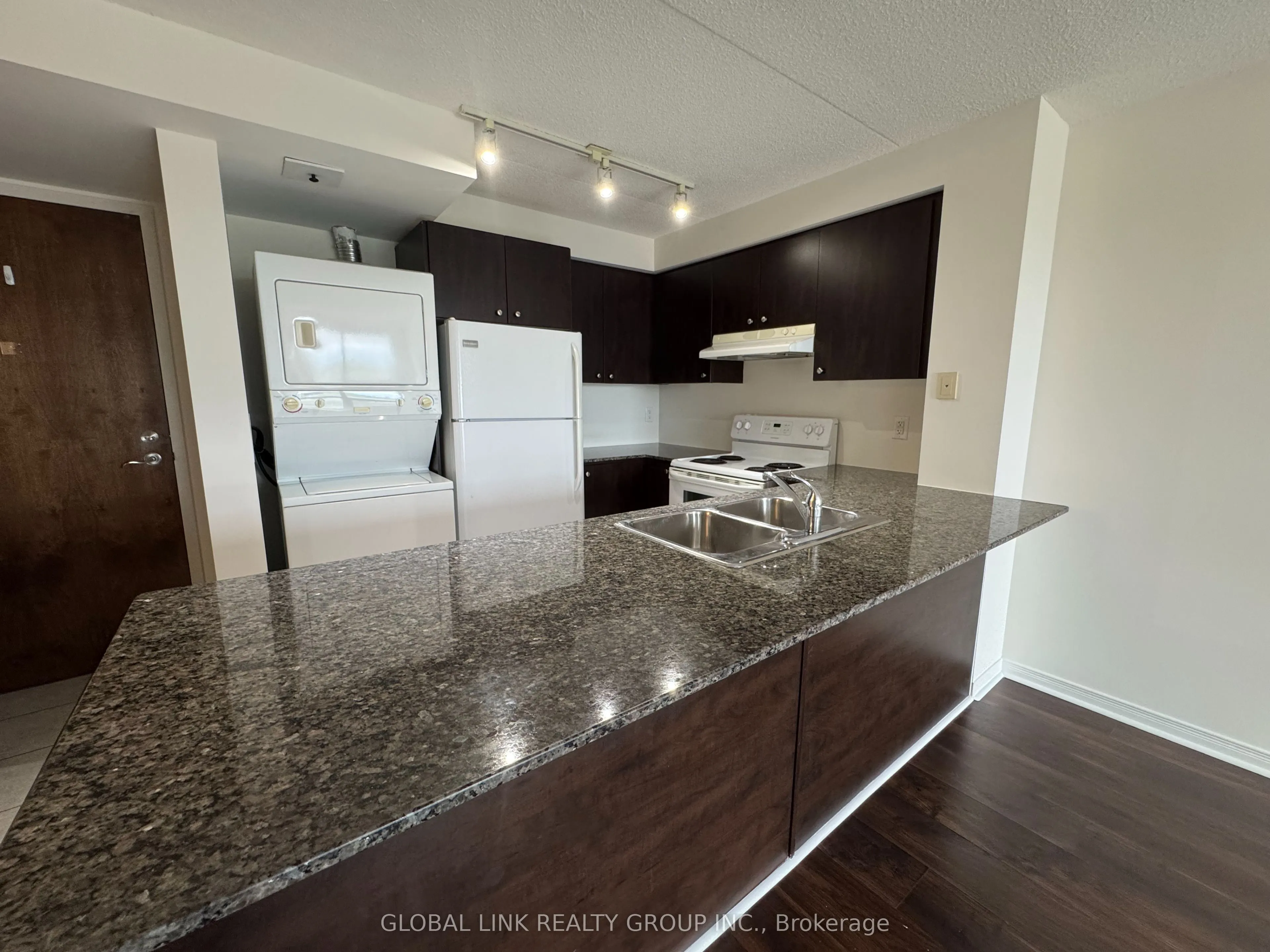 4600 Steeles Avenue E, #605