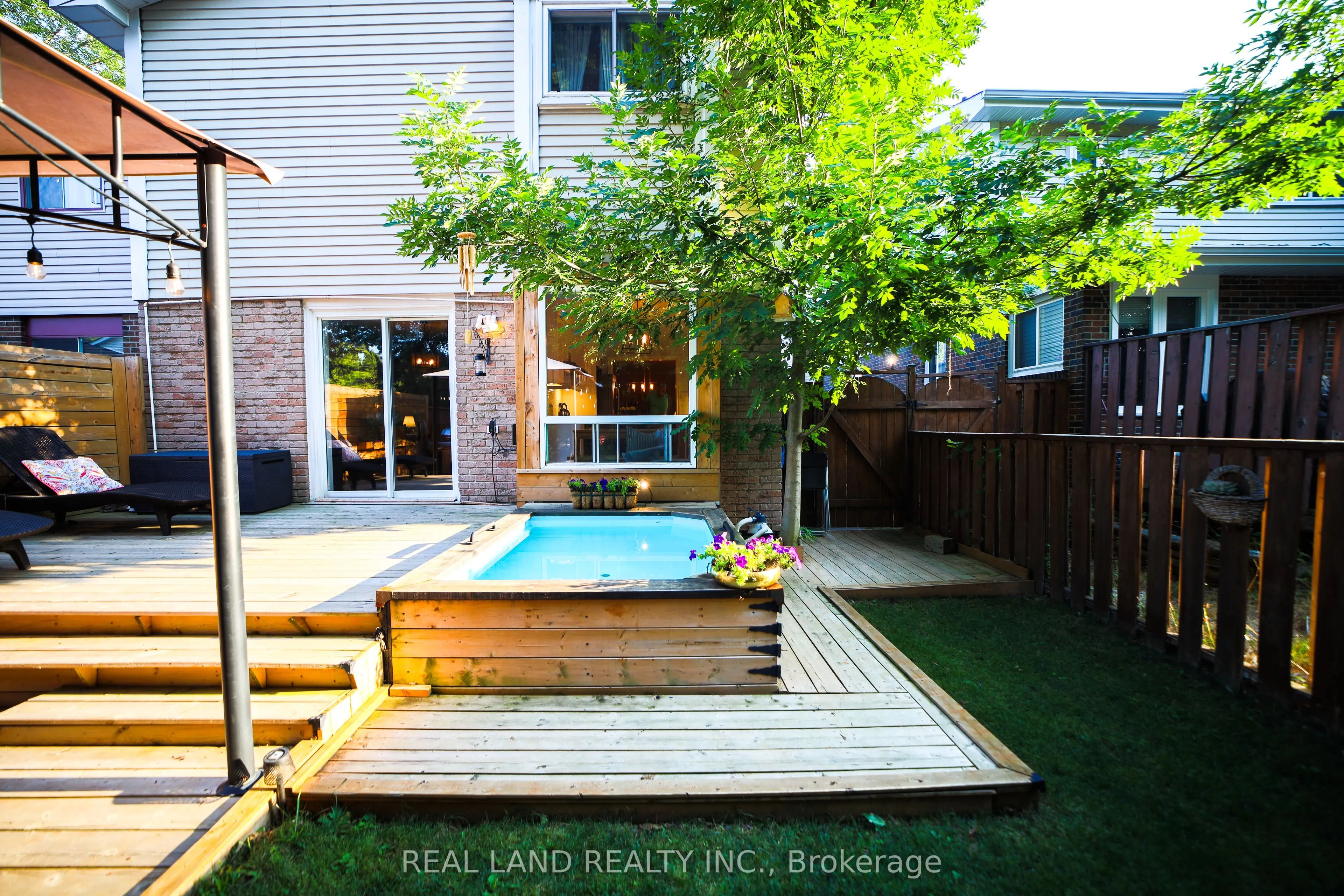 34 Lilac Avenue
