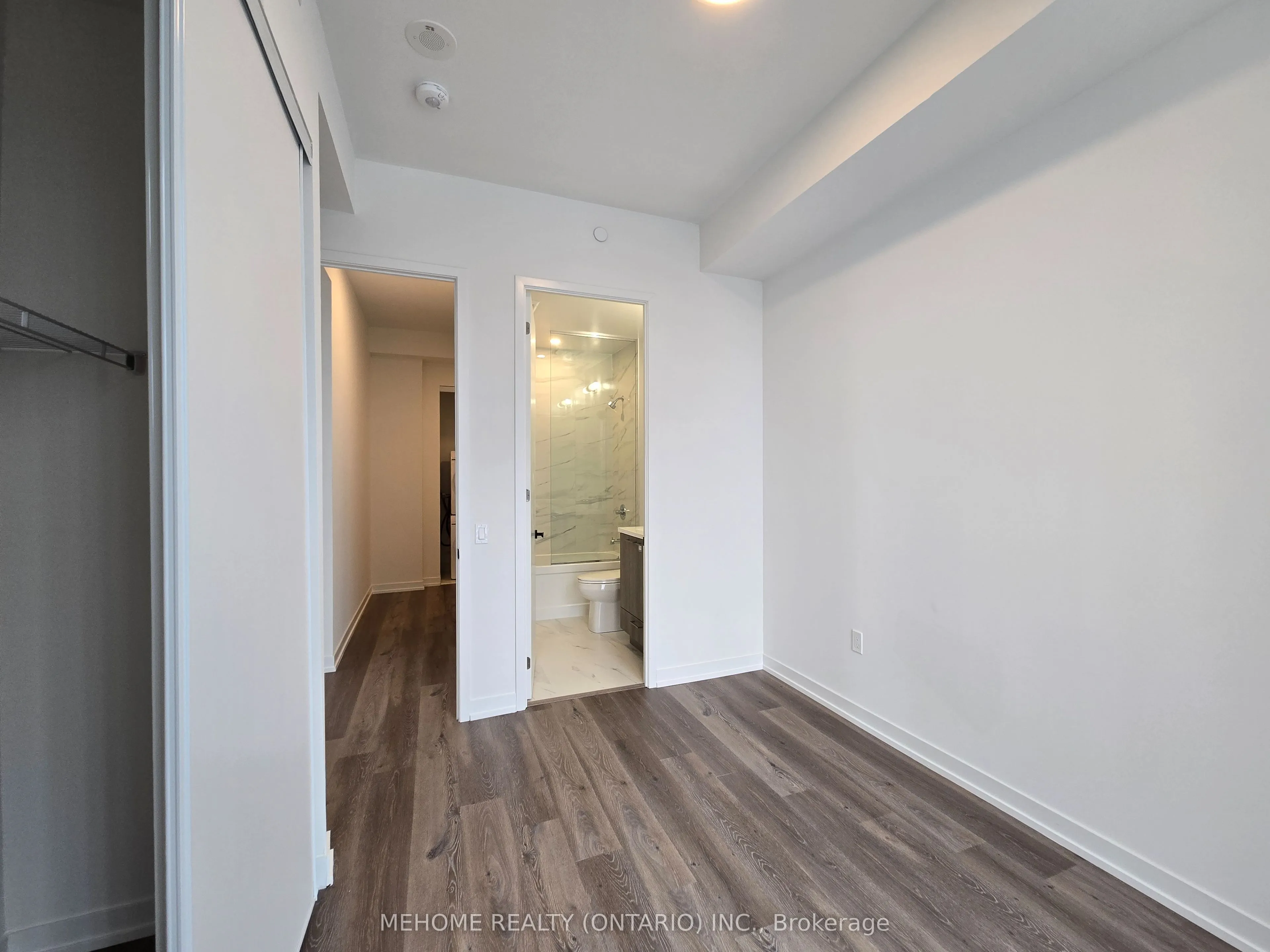 225 Commerce Street, #02