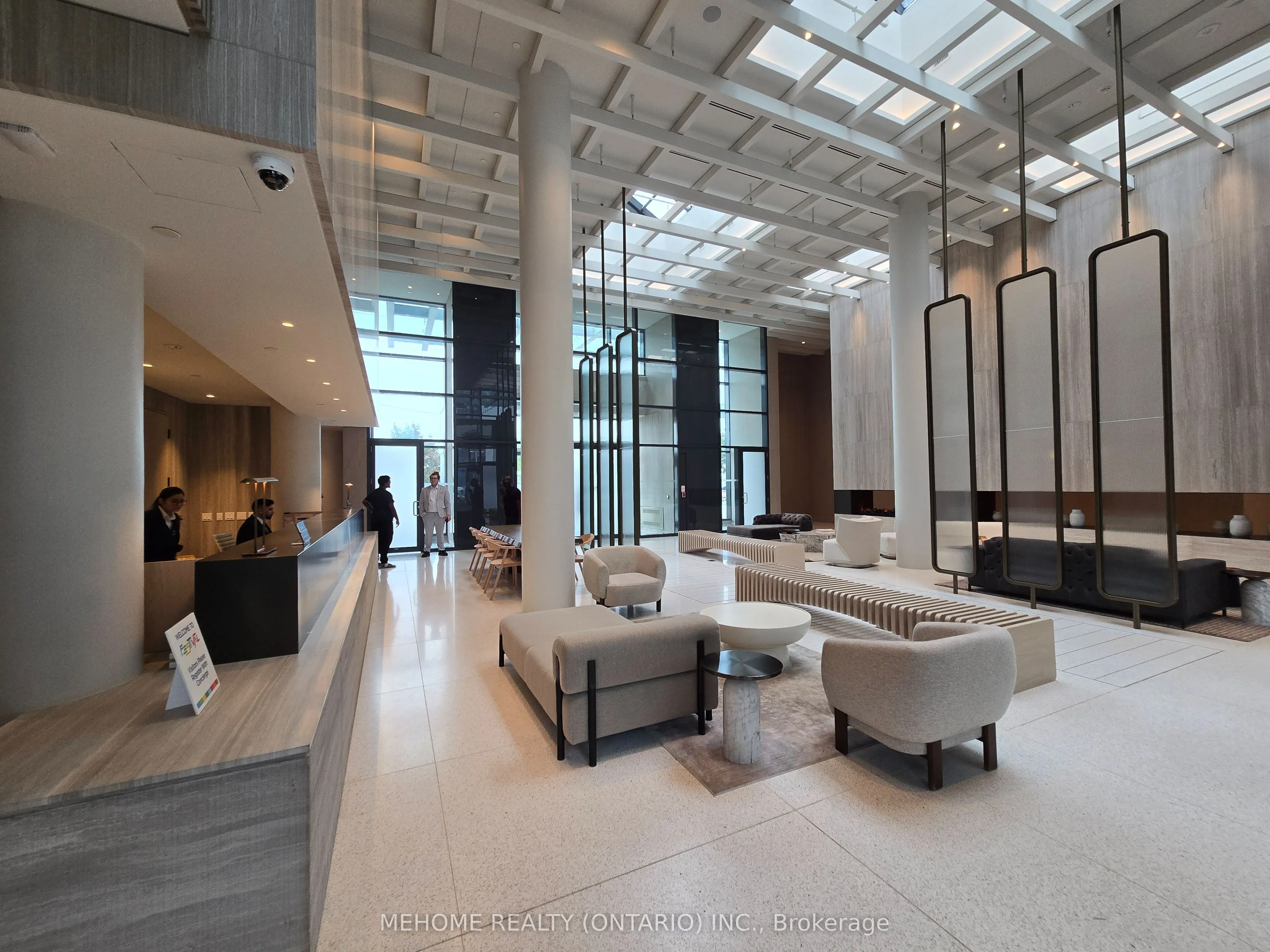 225 Commerce Street, #02