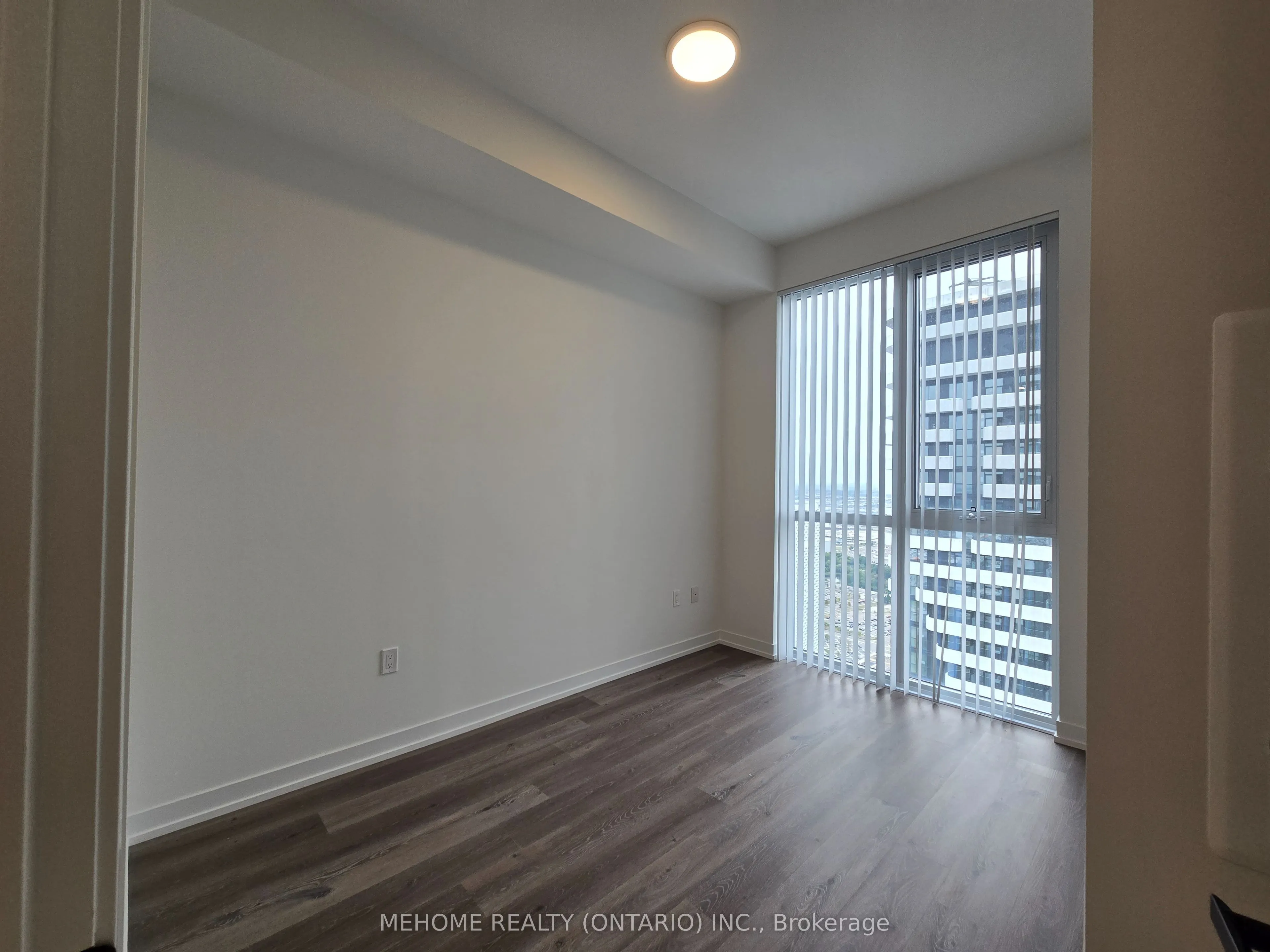 225 Commerce Street, #02