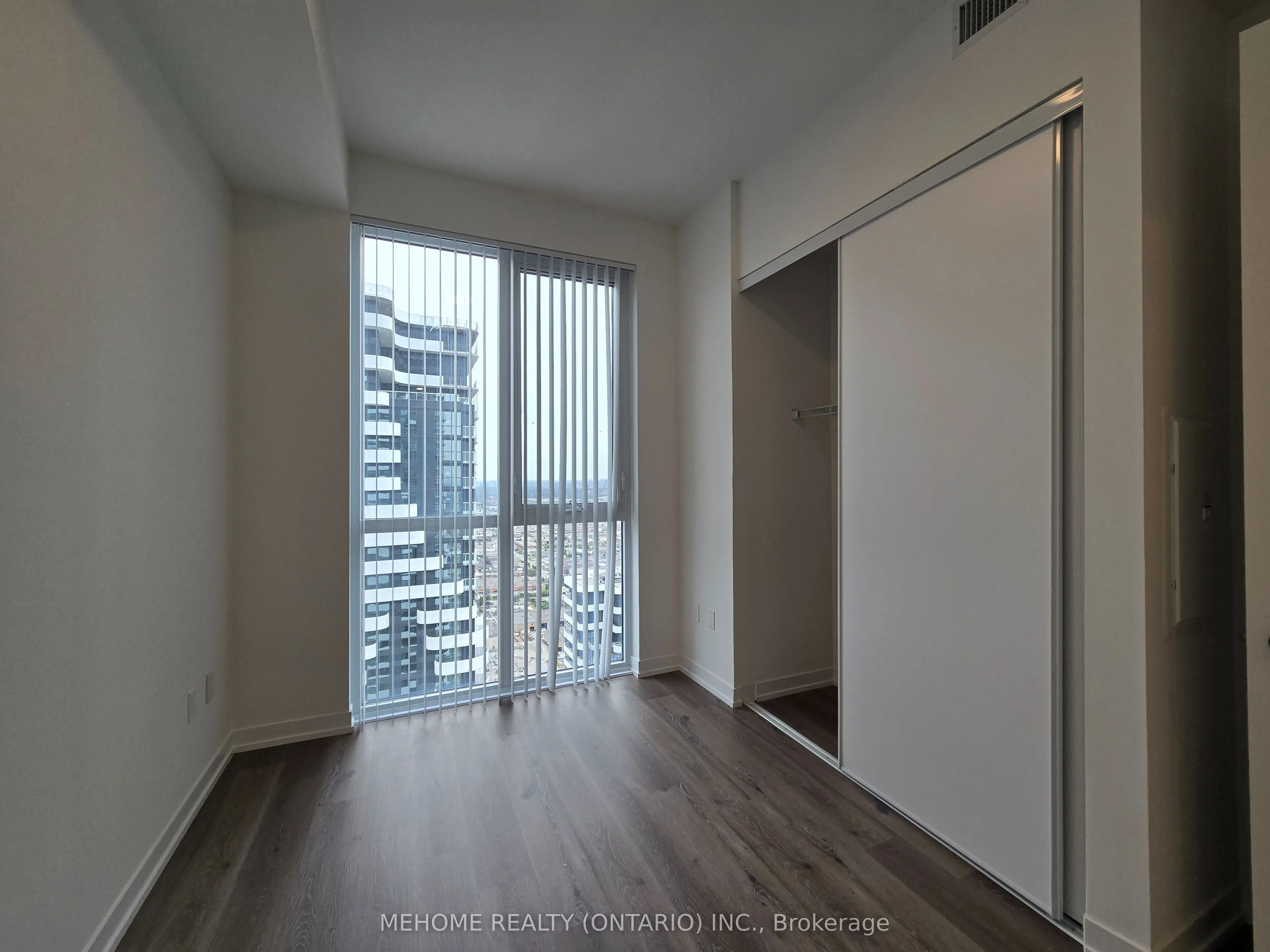 225 Commerce Street, #02