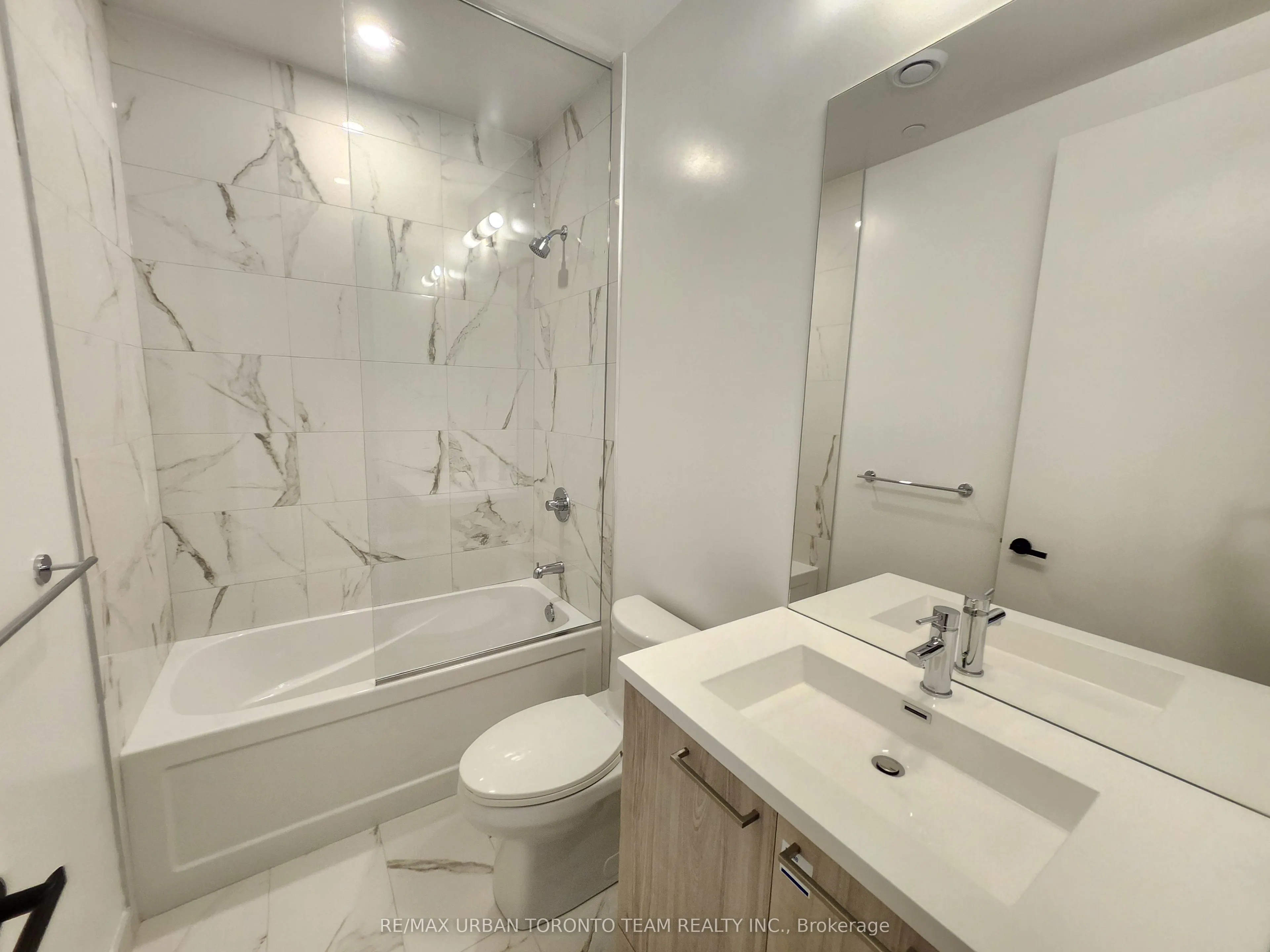 225 Commerce Street, #6515