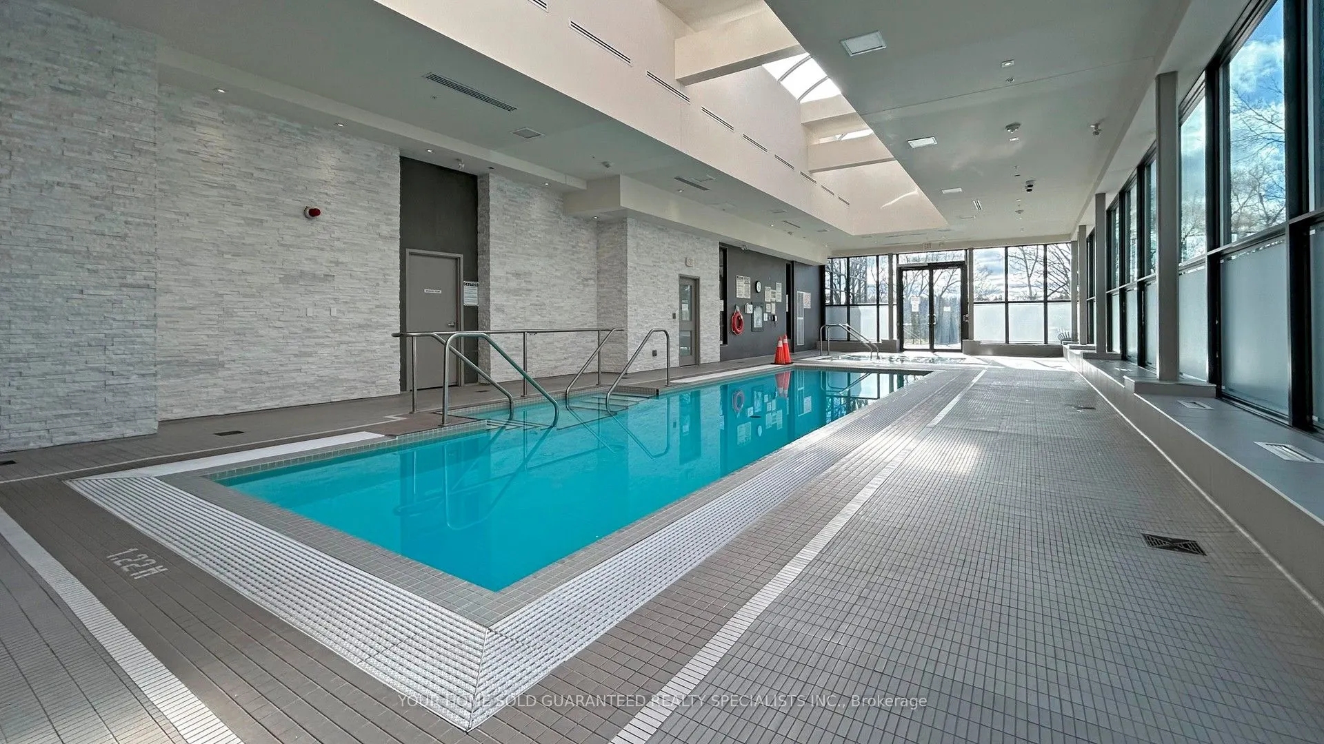 9618 Yonge Street, #318