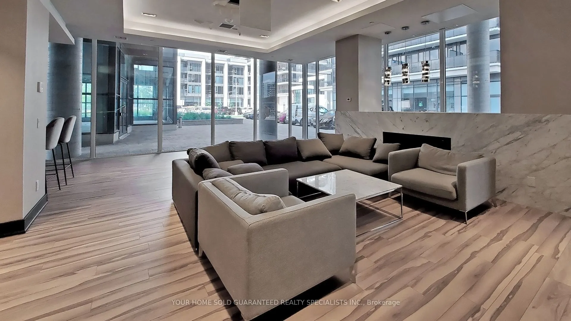 9618 Yonge Street, #318