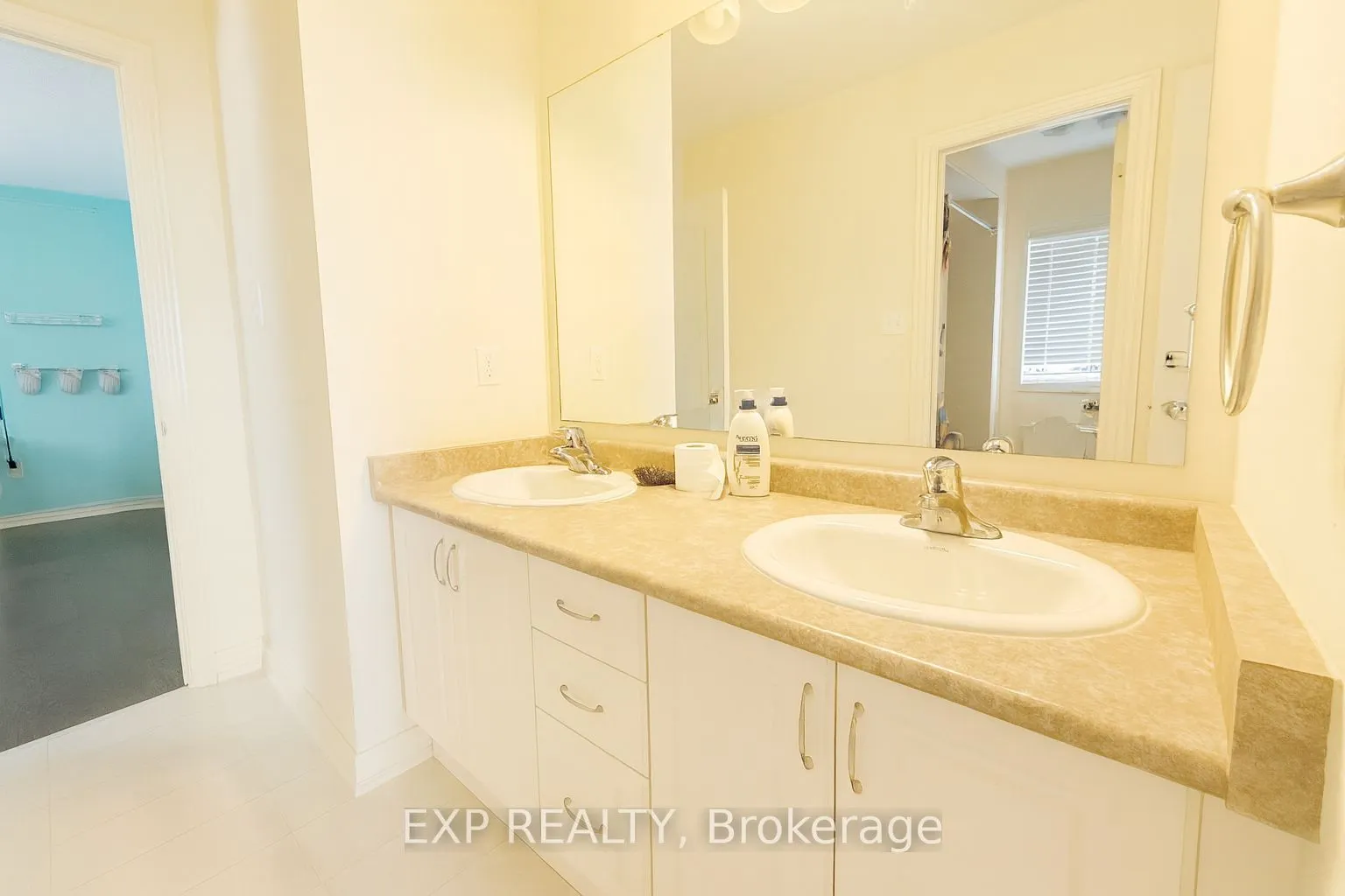 278 The Bridle Walk