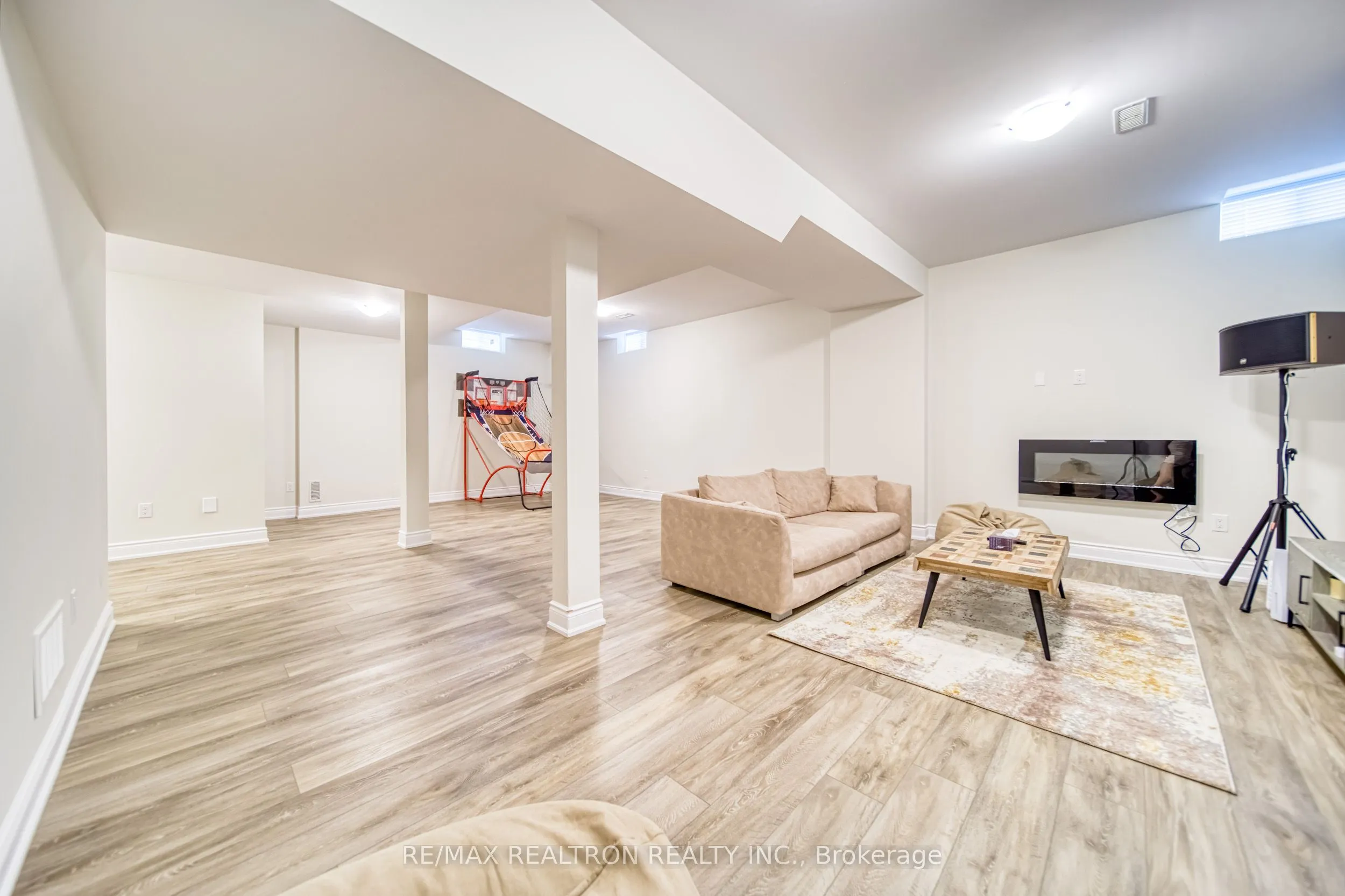 124 Wellspring Avenue