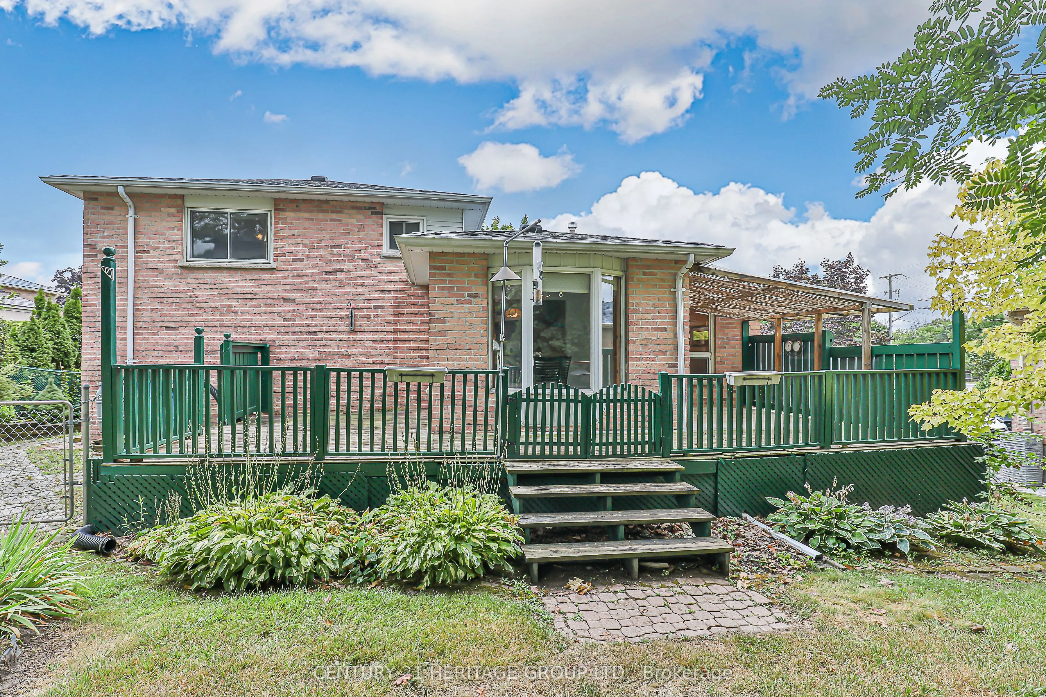 4 Beckett Avenue