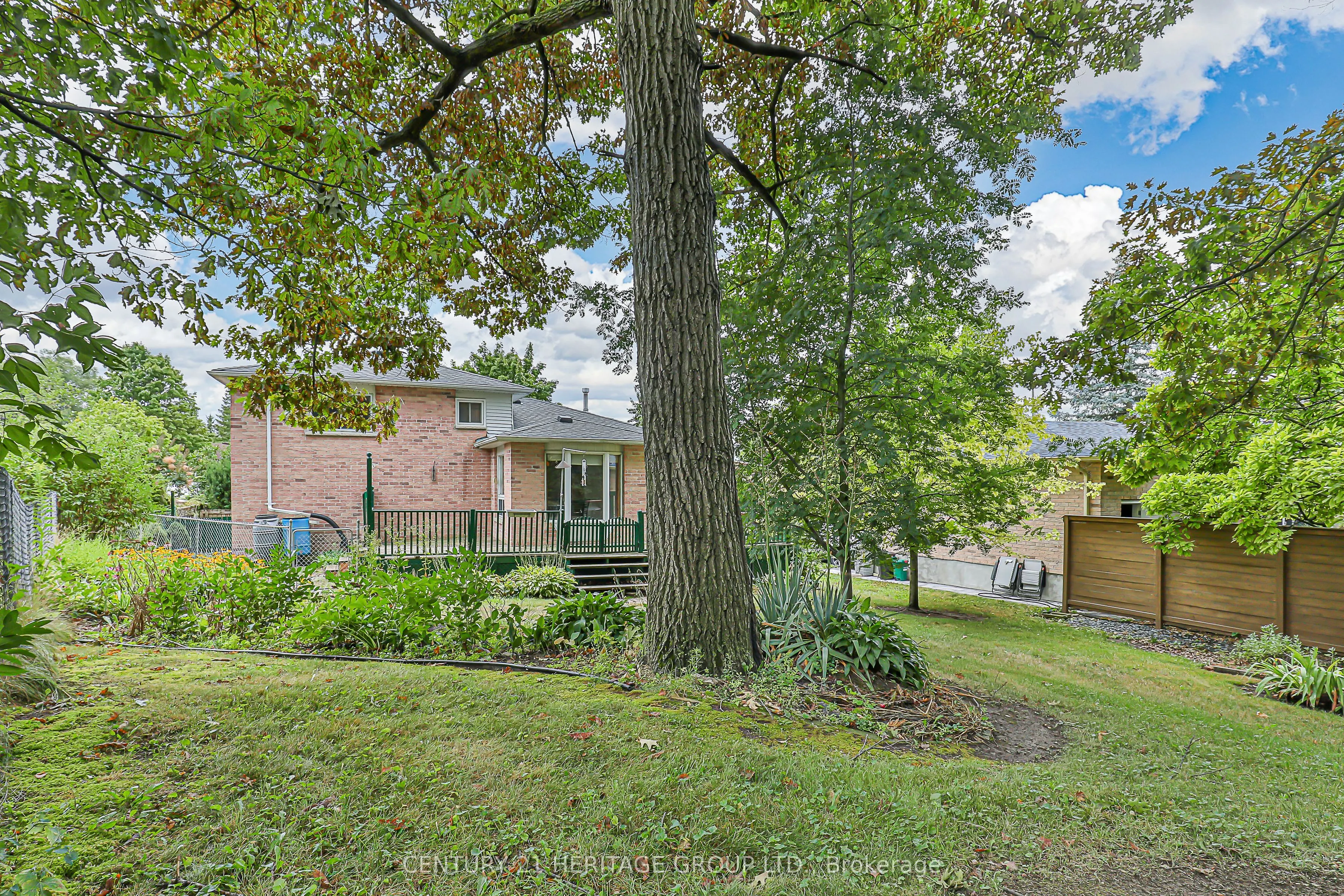 4 Beckett Avenue