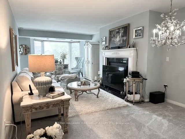 85 Wellington Street W, #310