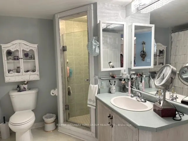 85 Wellington Street W, #310