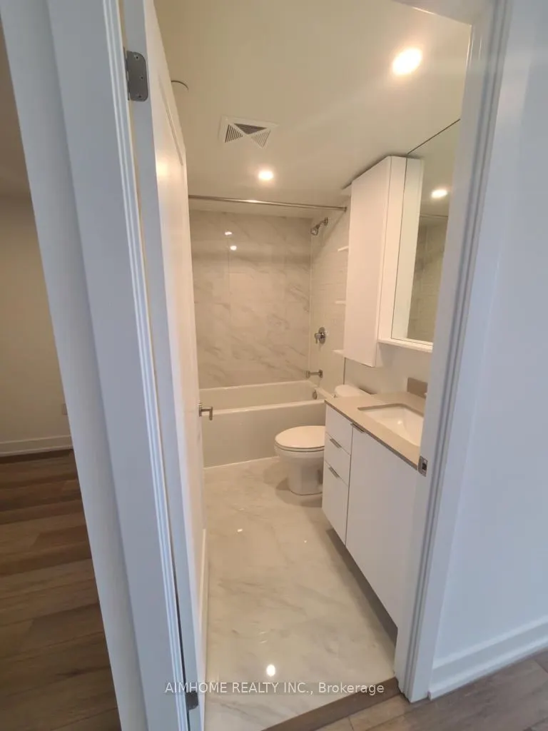 8 Cedarland Drive, #817
