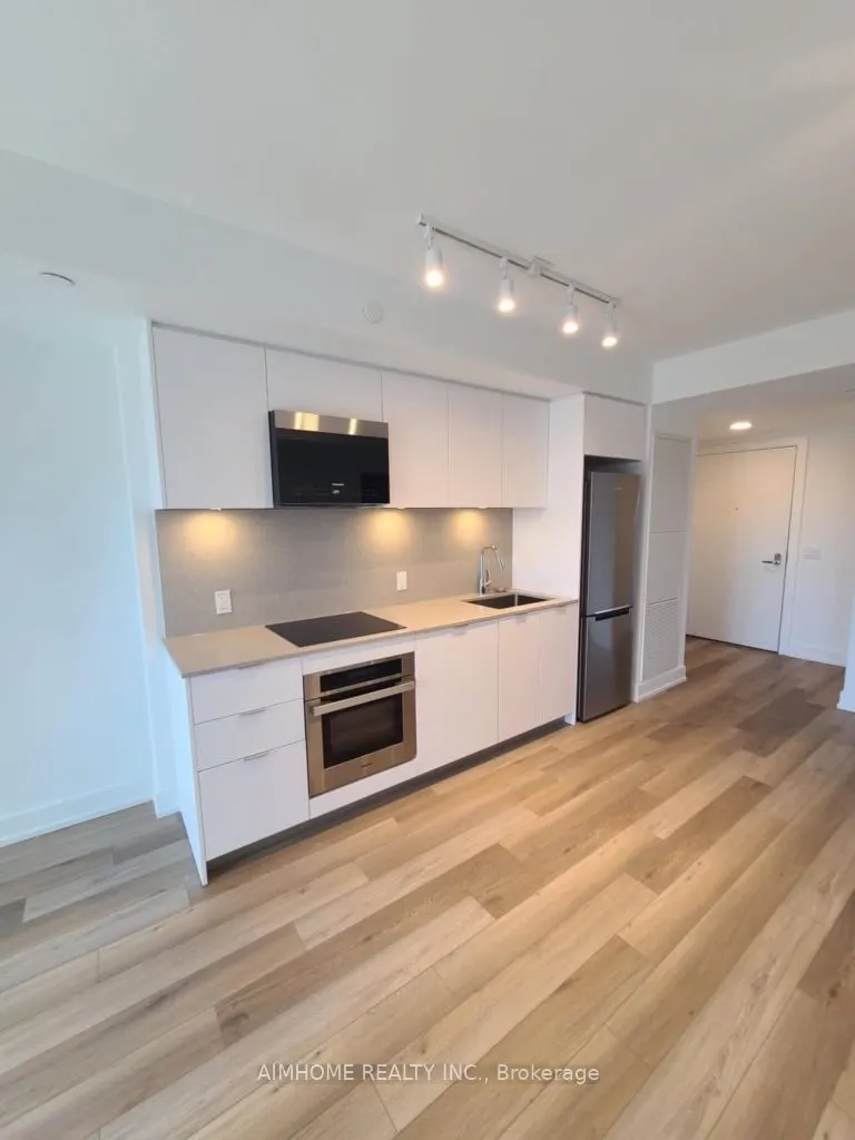 8 Cedarland Drive, #817