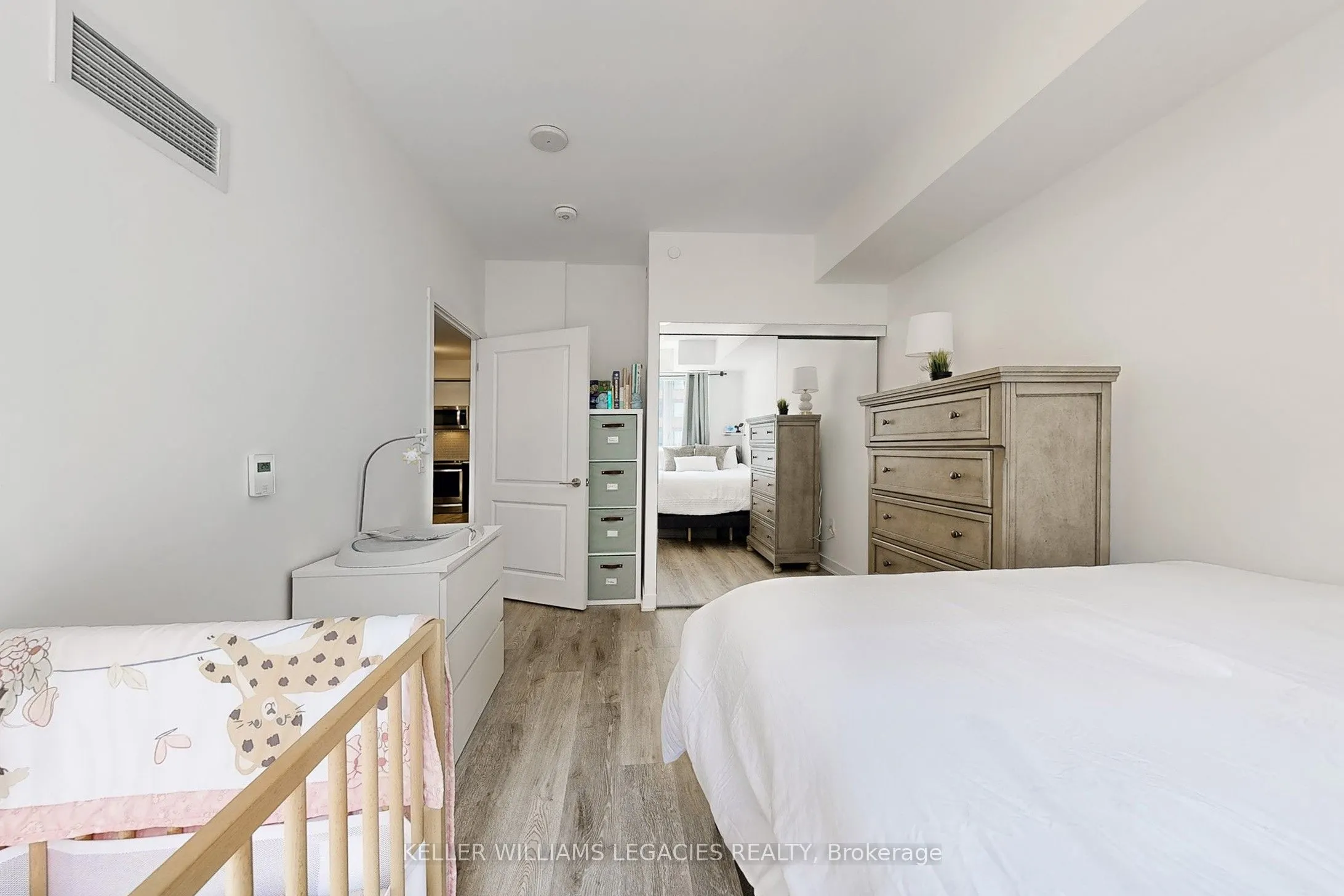 100 Eagle Rock Way, #211