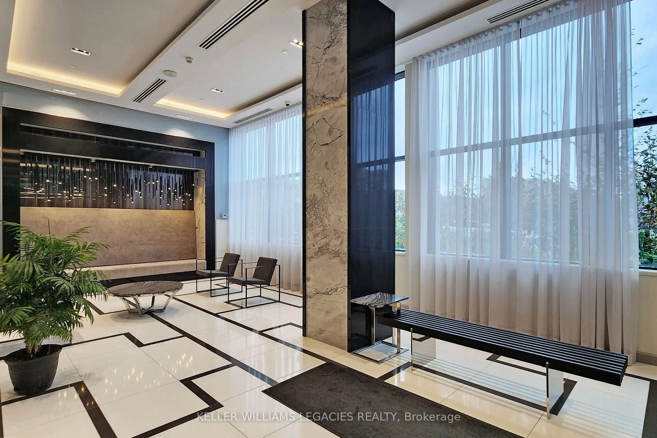 100 Eagle Rock Way, #211