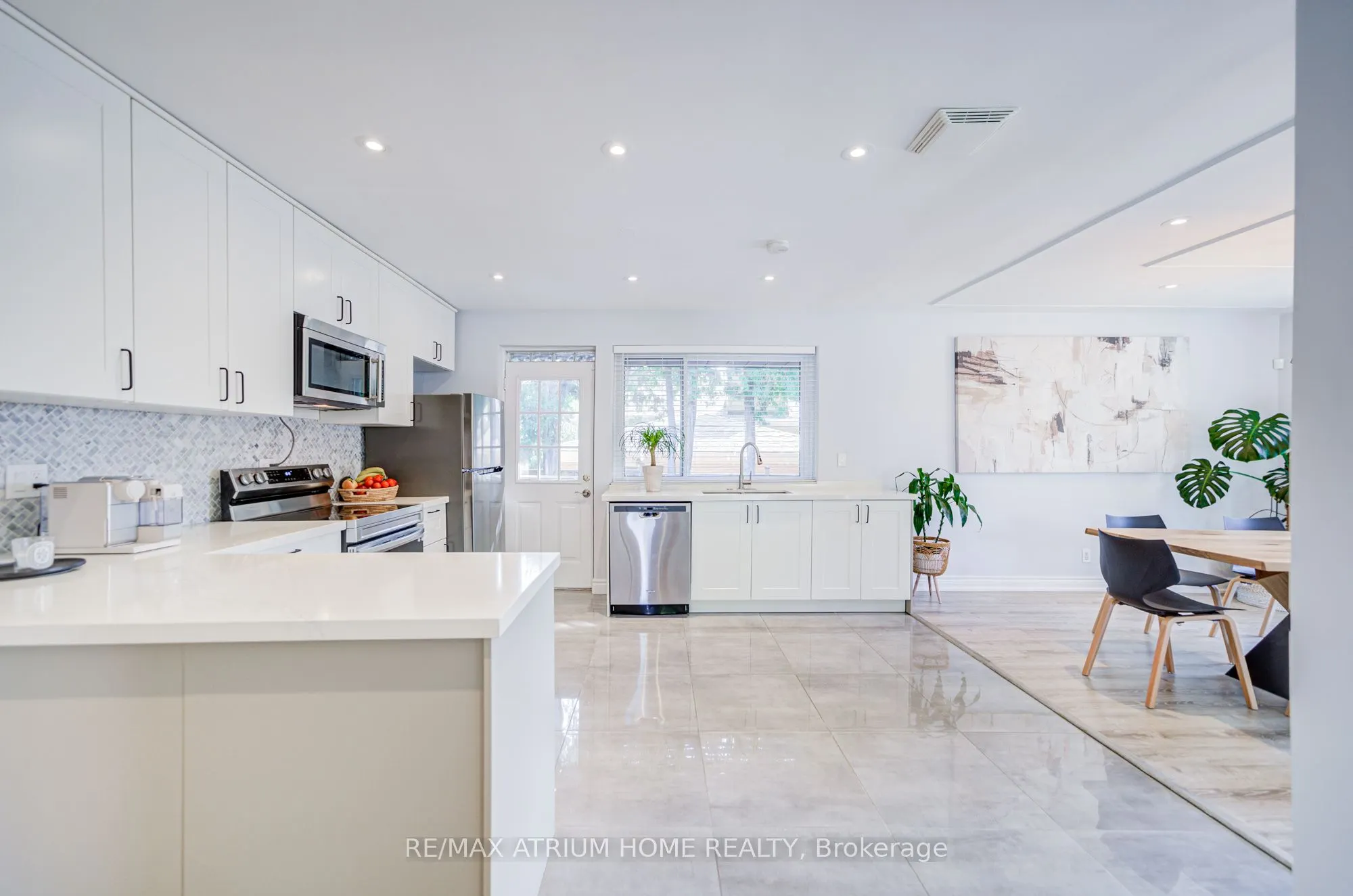 29 Starlight Crescent E