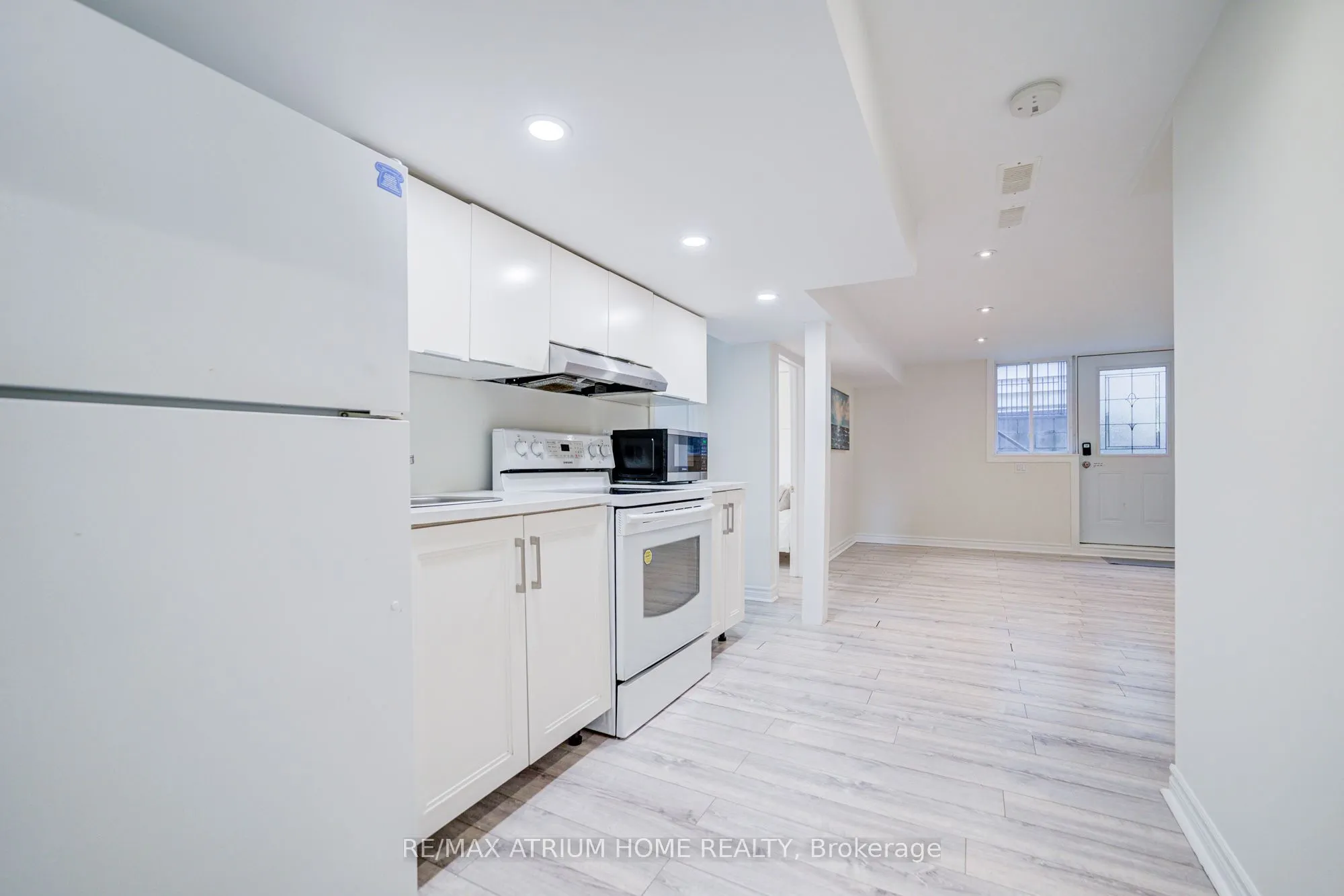 29 Starlight Crescent E