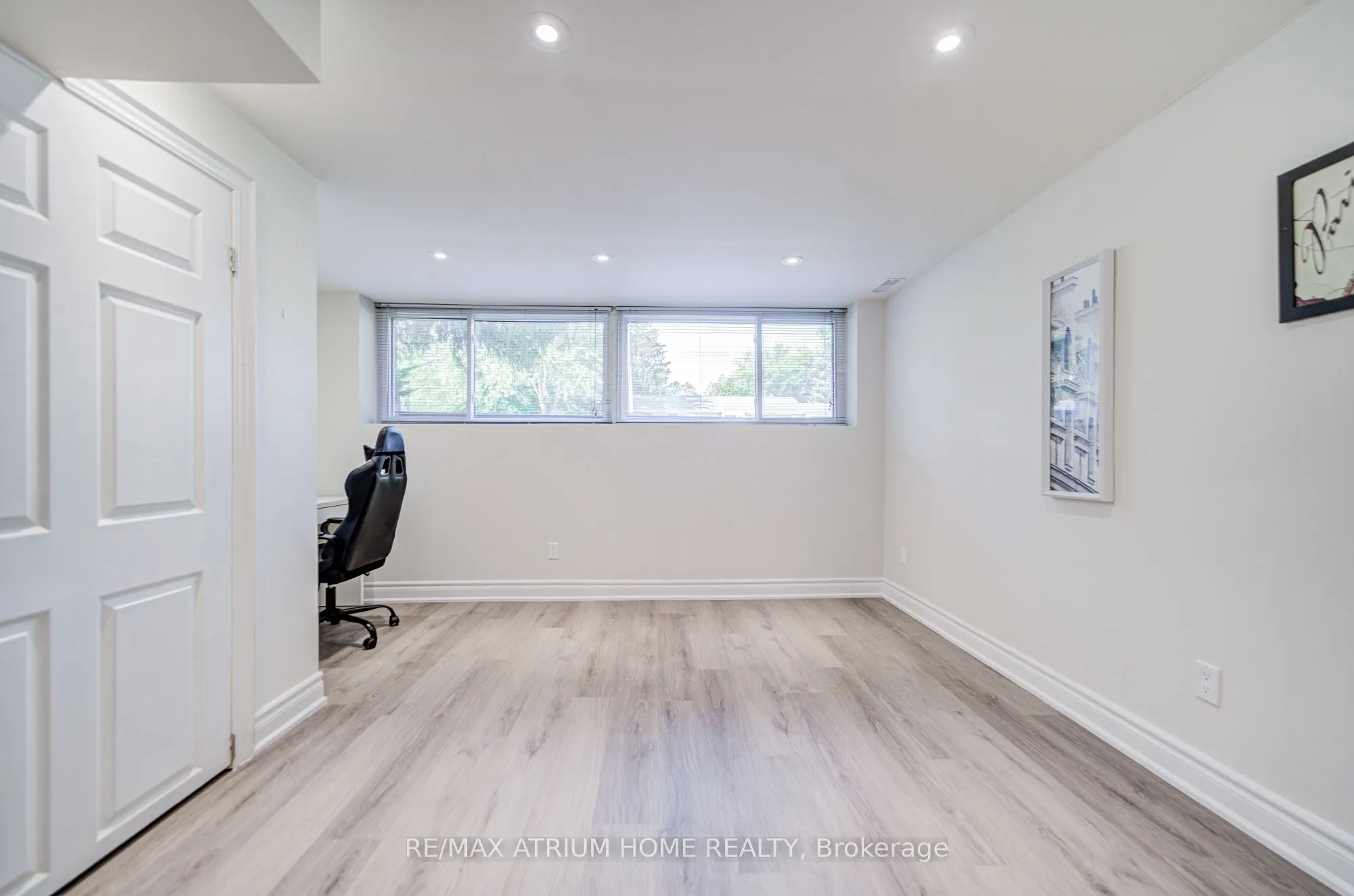29 Starlight Crescent E