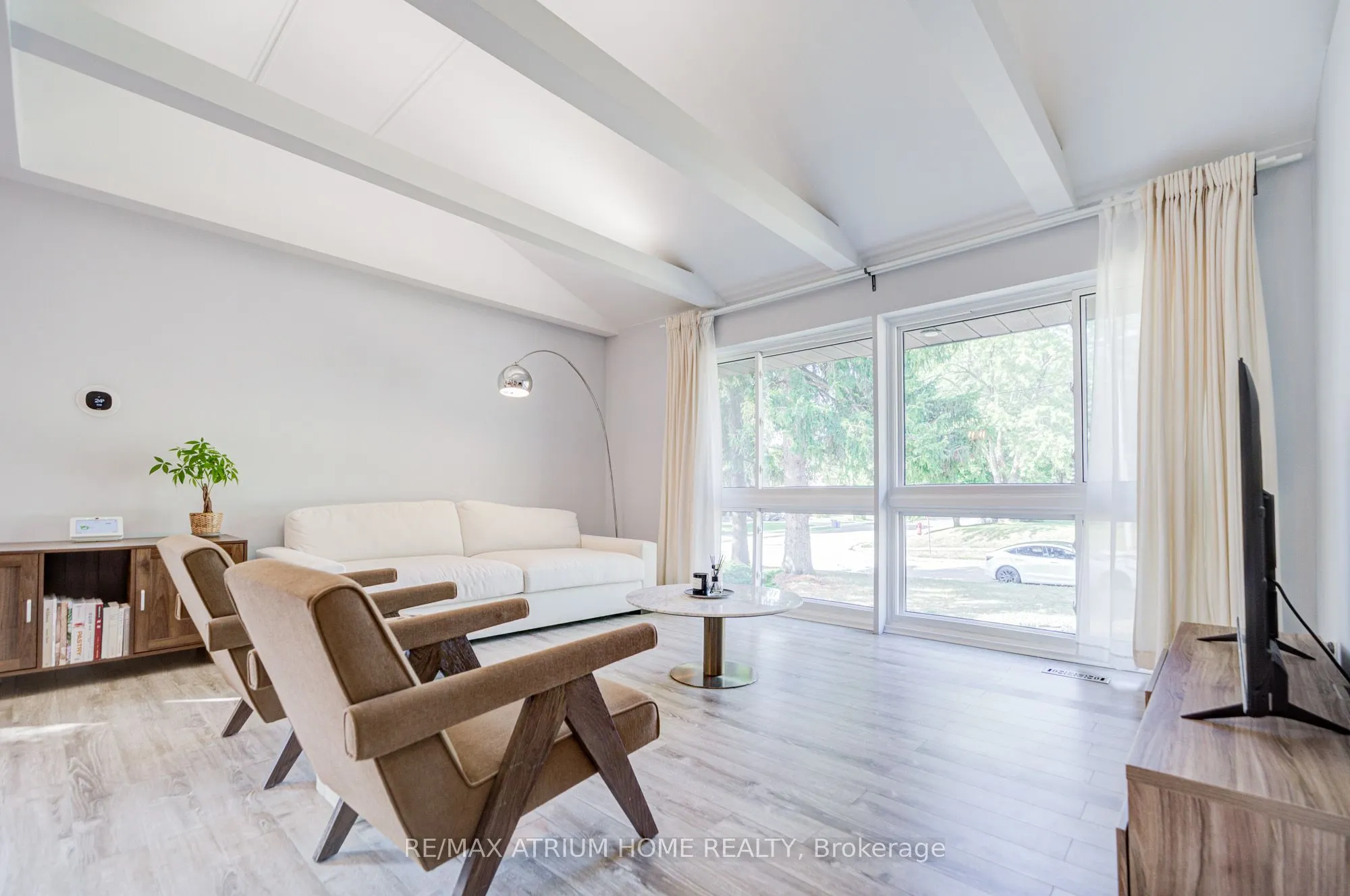 29 Starlight Crescent E