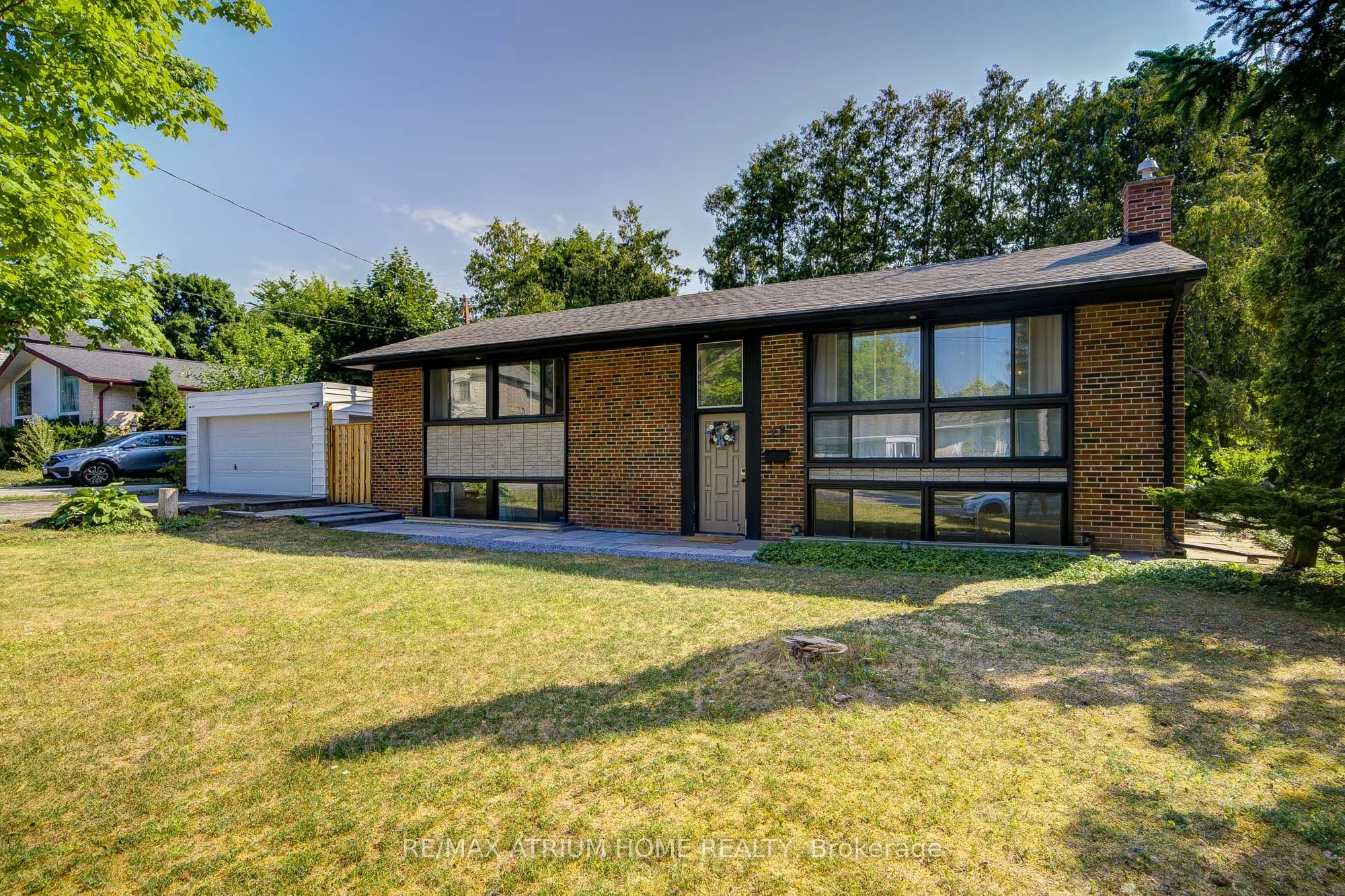 29 Starlight Crescent E