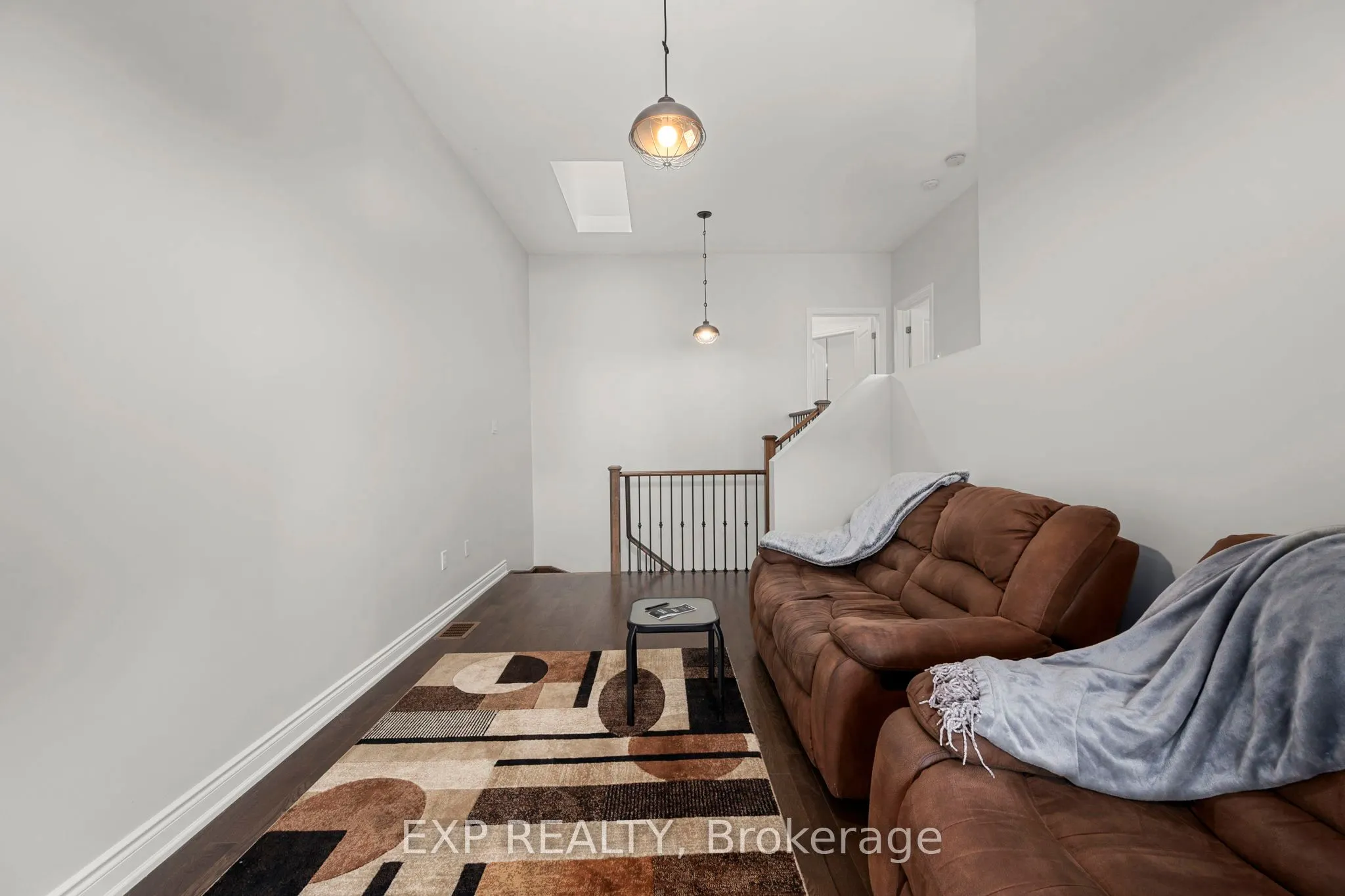 57 Courting House Place
