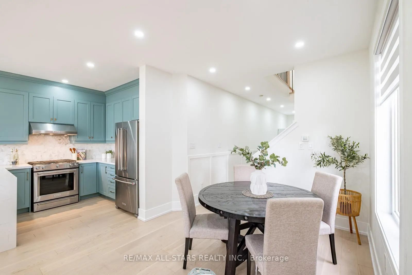 166 James Ratcliff Avenue