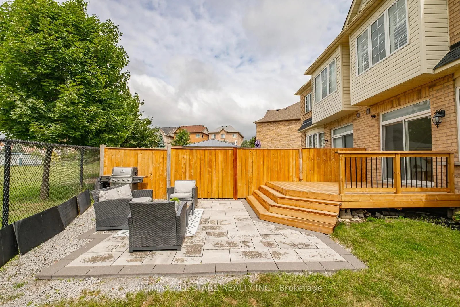 166 James Ratcliff Avenue