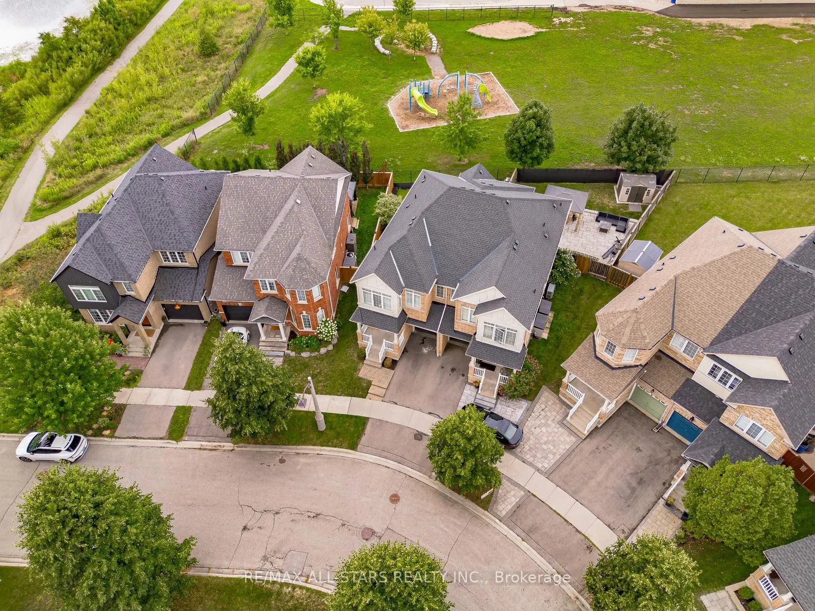 166 James Ratcliff Avenue