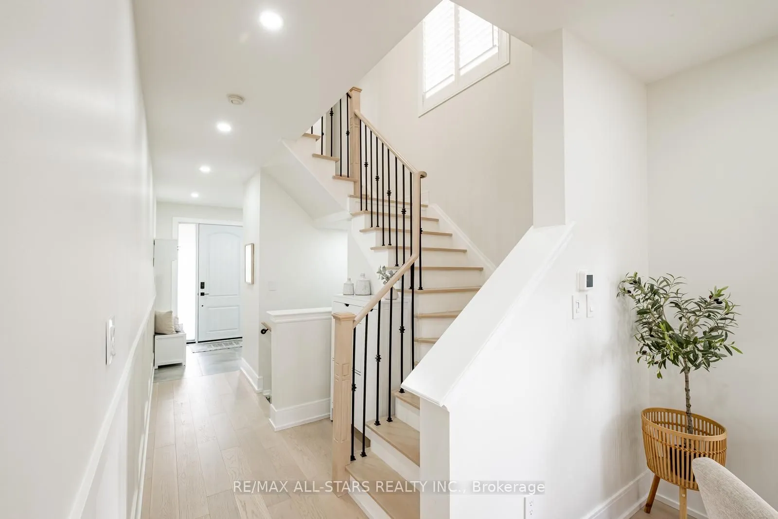 166 James Ratcliff Avenue