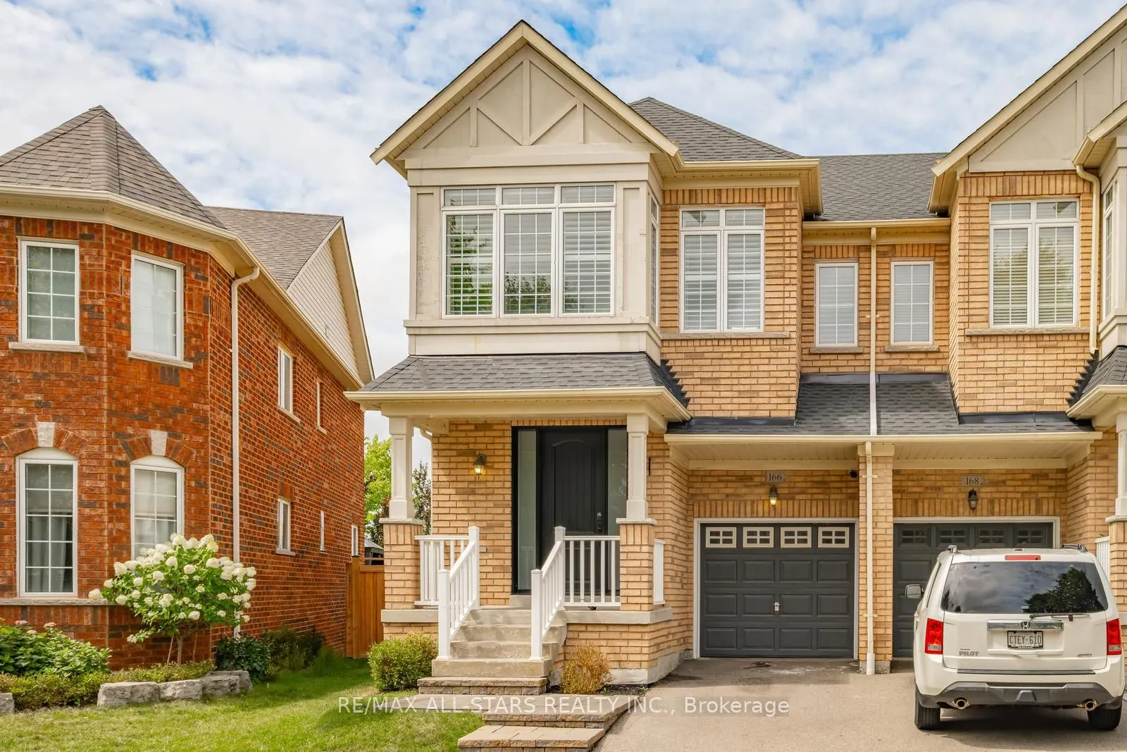 166 James Ratcliff Avenue