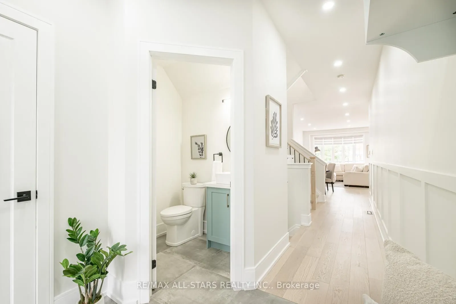 166 James Ratcliff Avenue