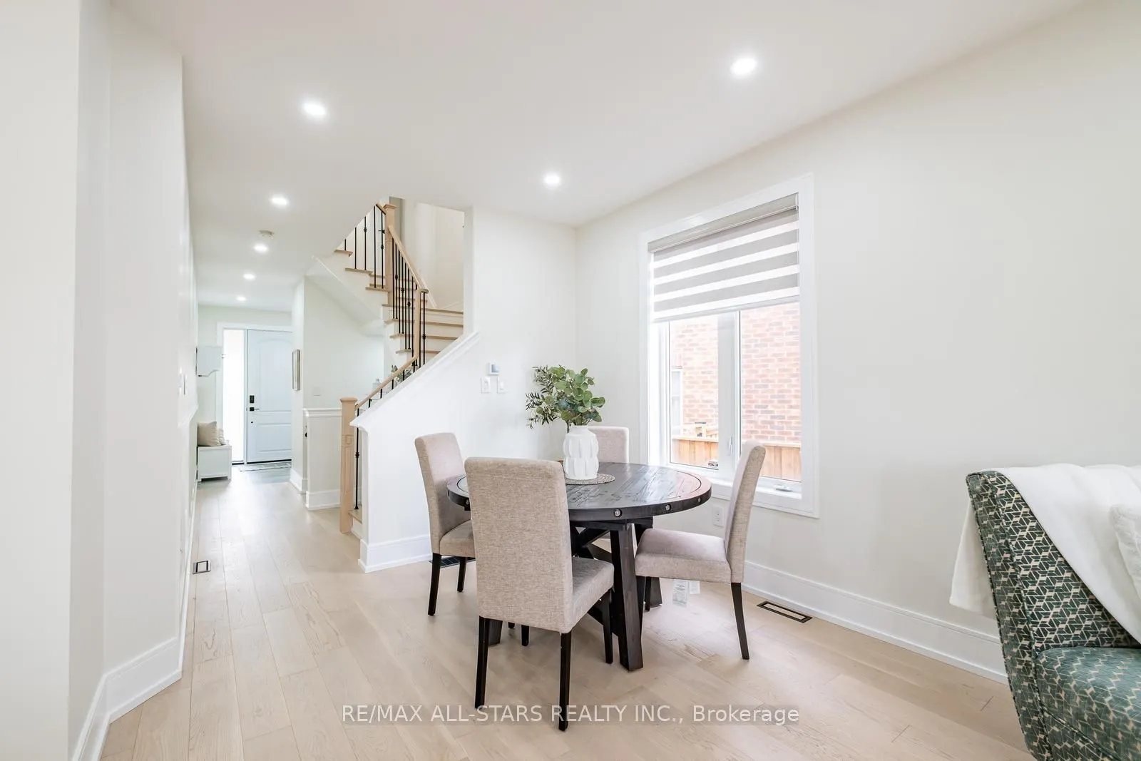 166 James Ratcliff Avenue