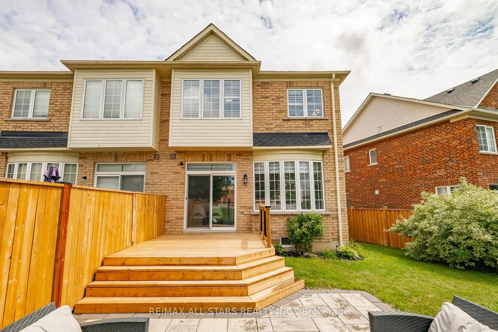 166 James Ratcliff Avenue