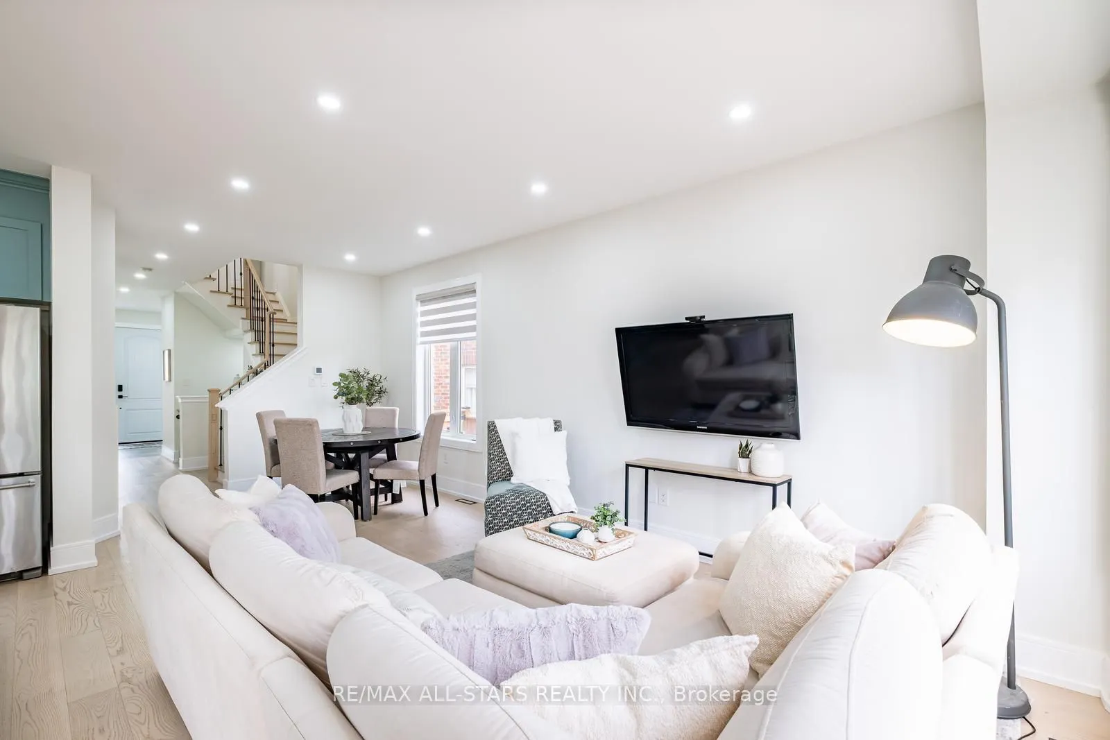 166 James Ratcliff Avenue